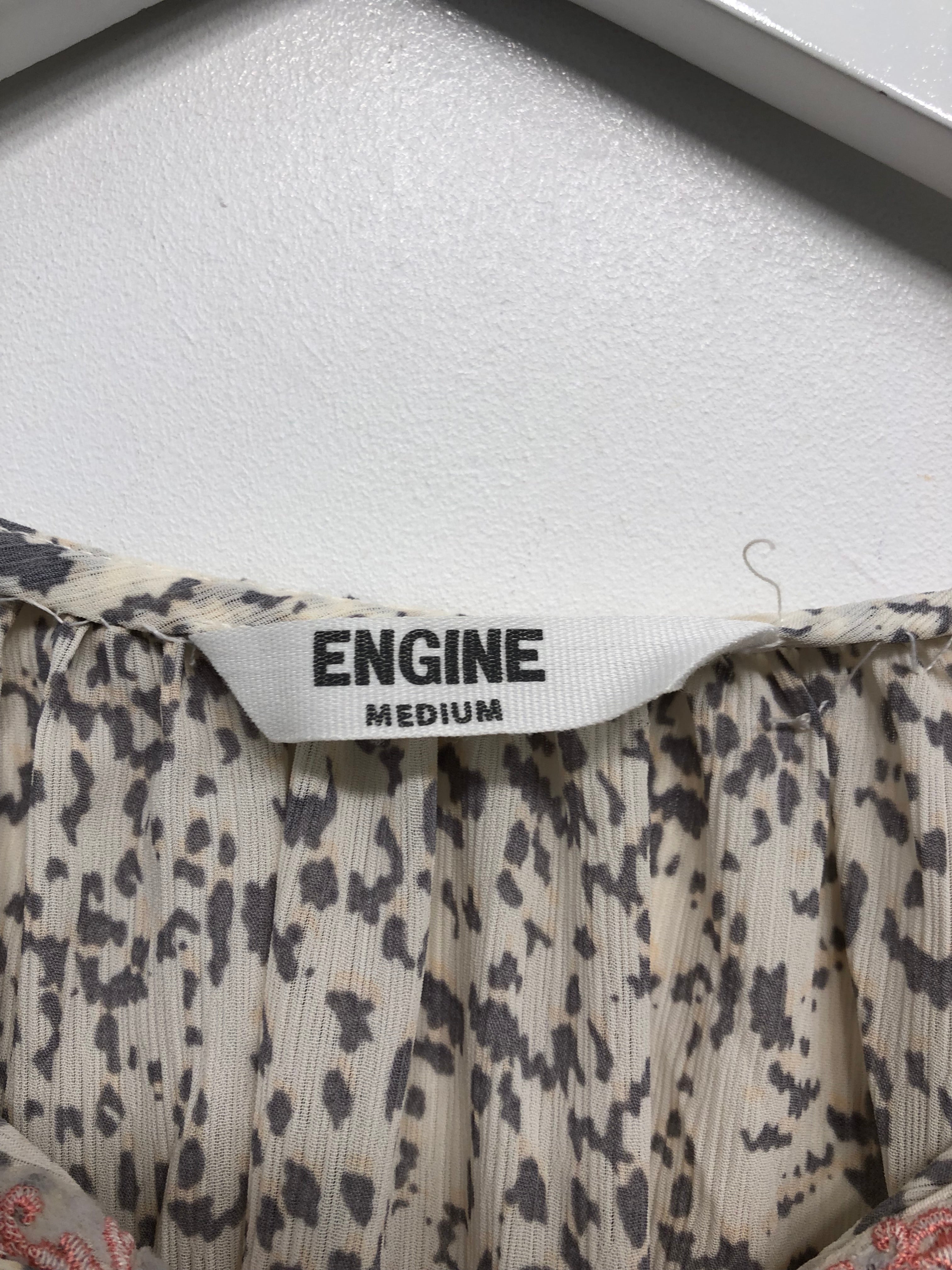 Engine Bluse
