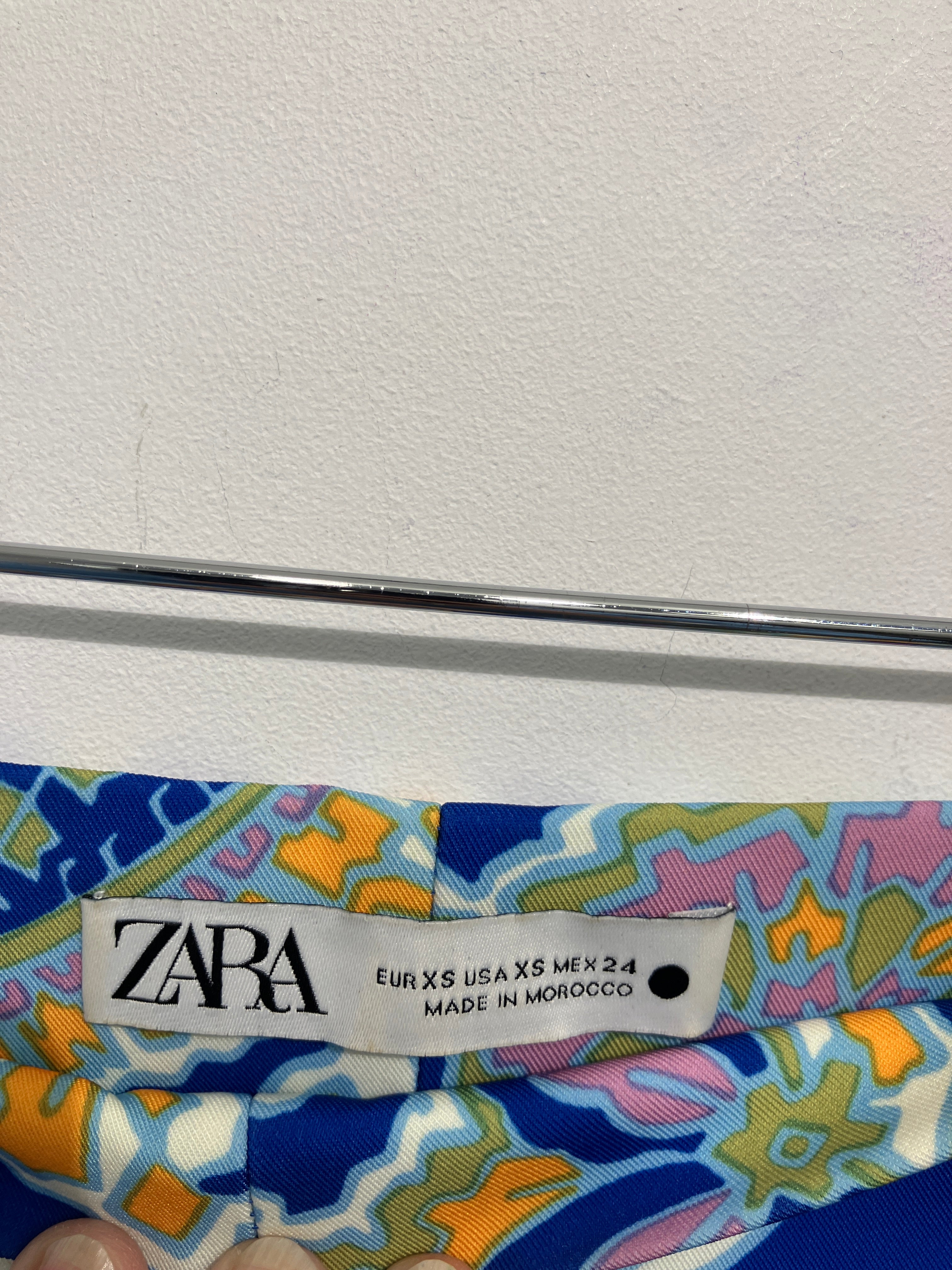 Zara Bukser