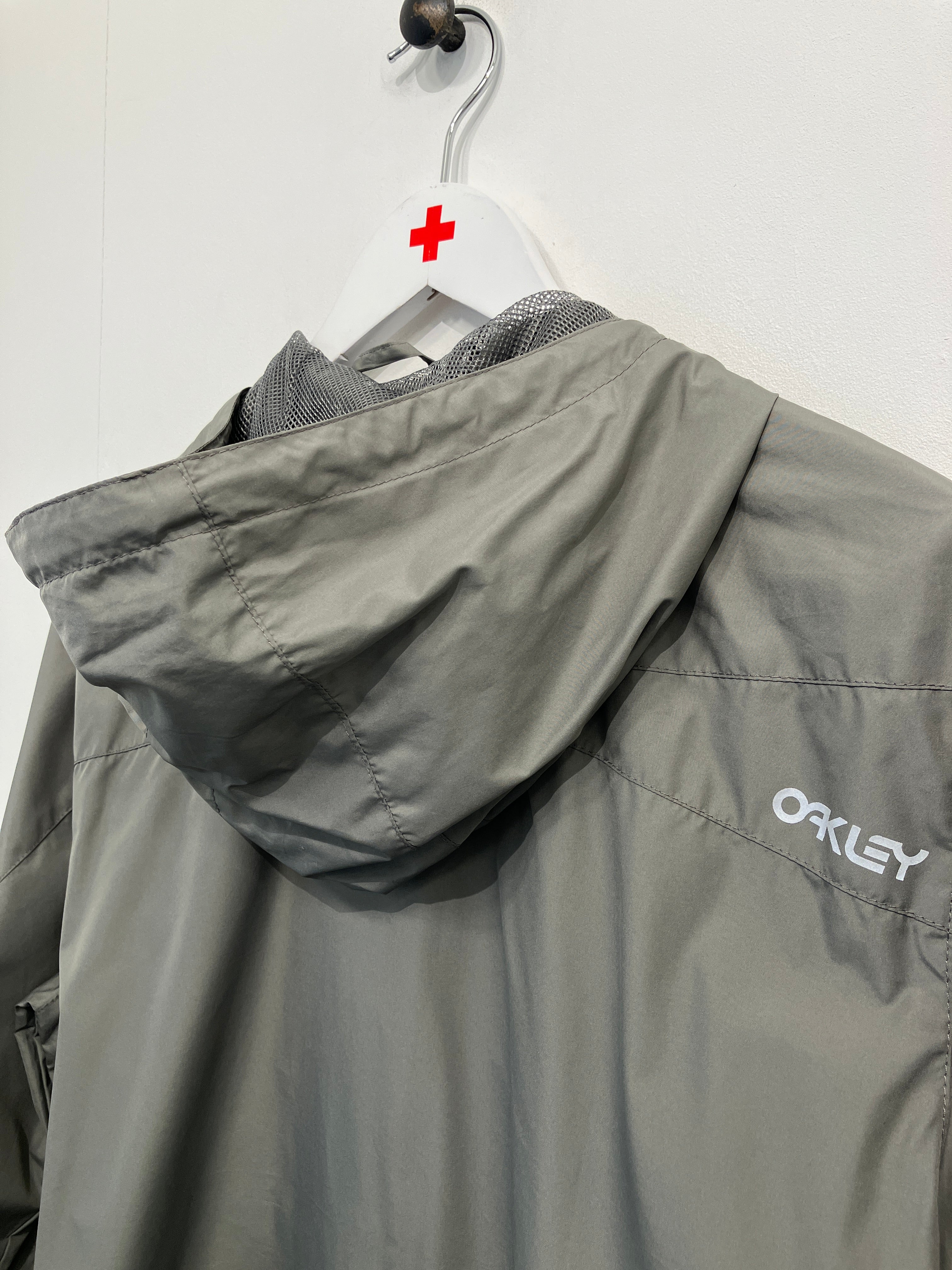 Oakley Jakke