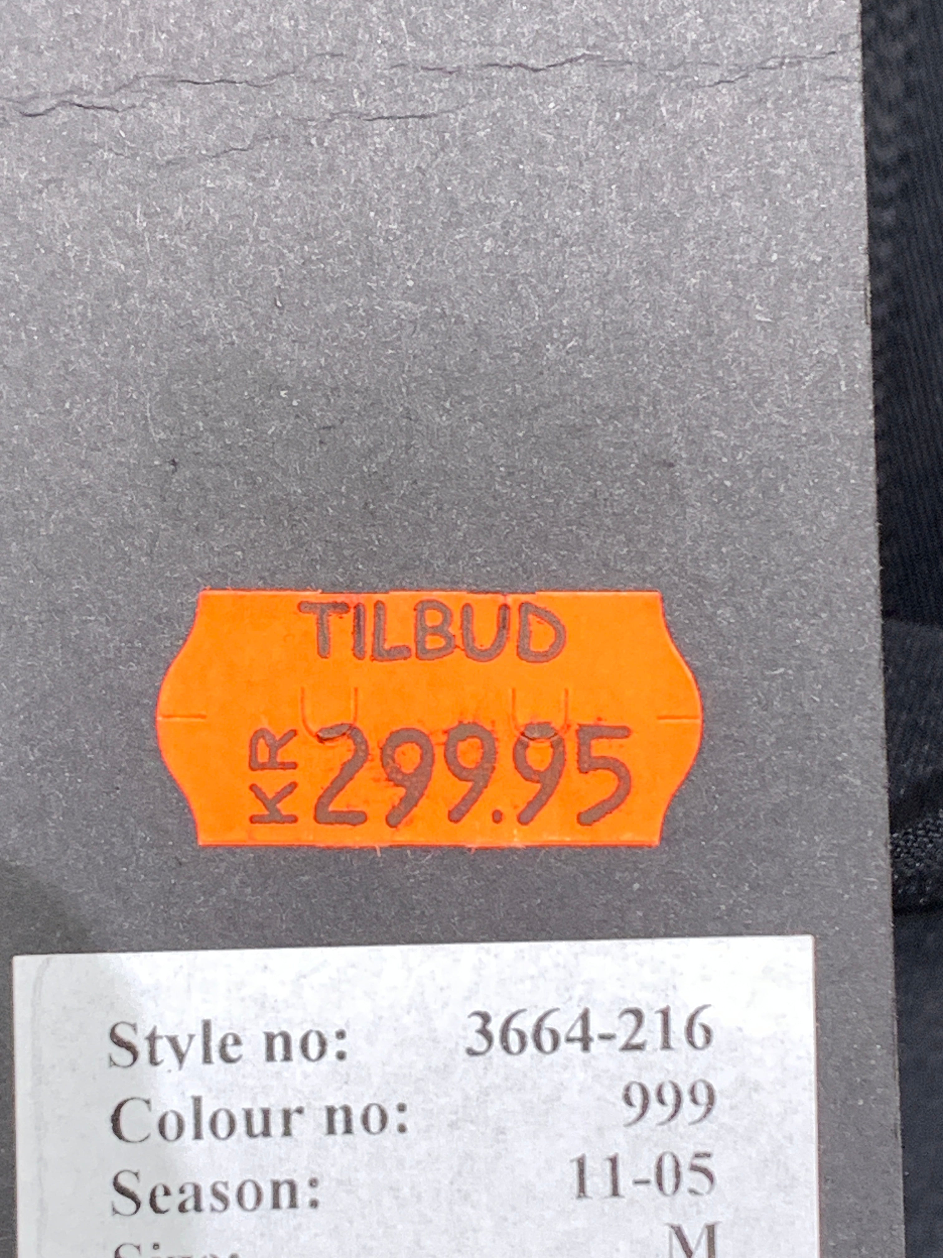 Luxzuz Bukser