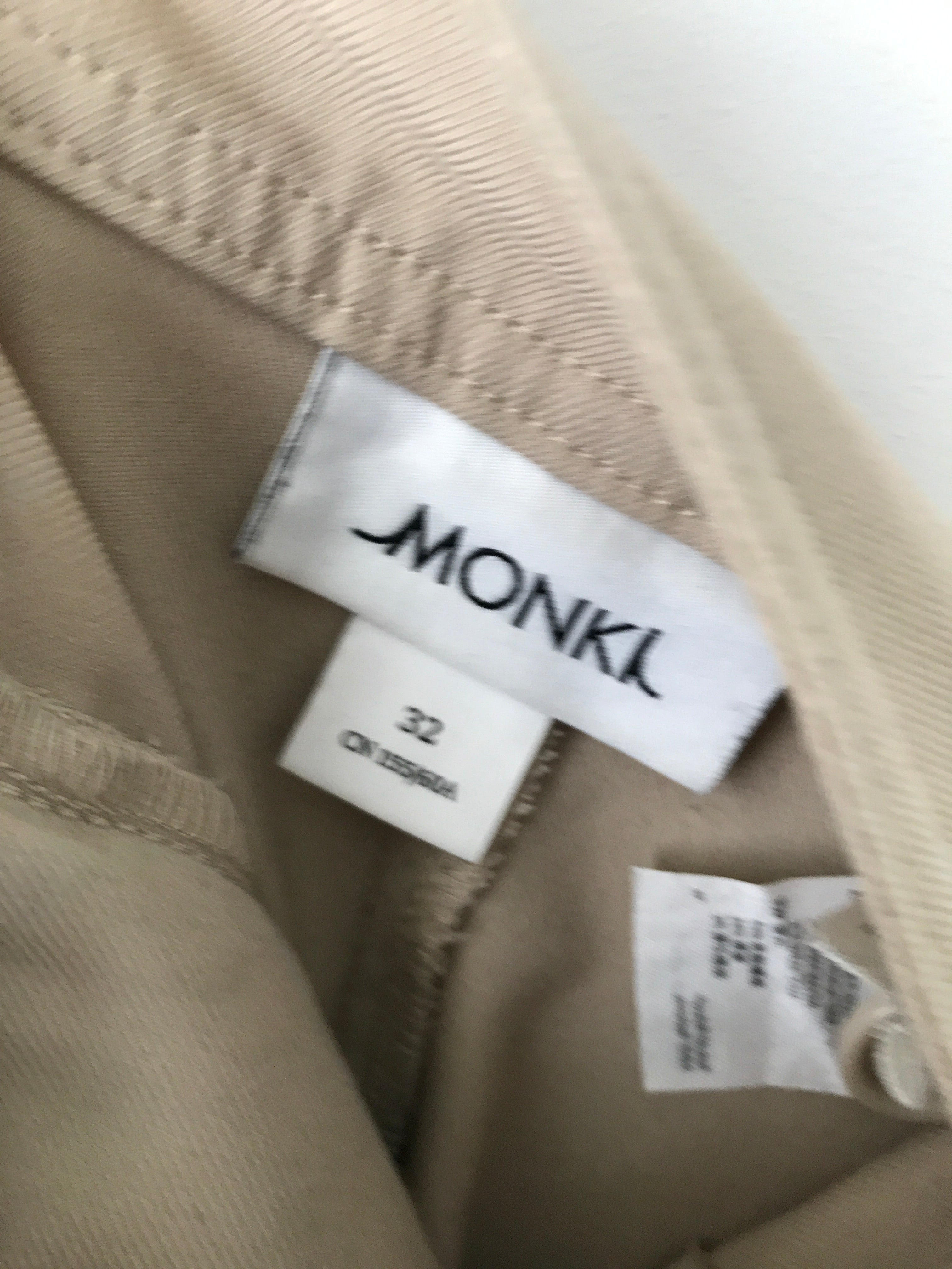 Monki Bukser