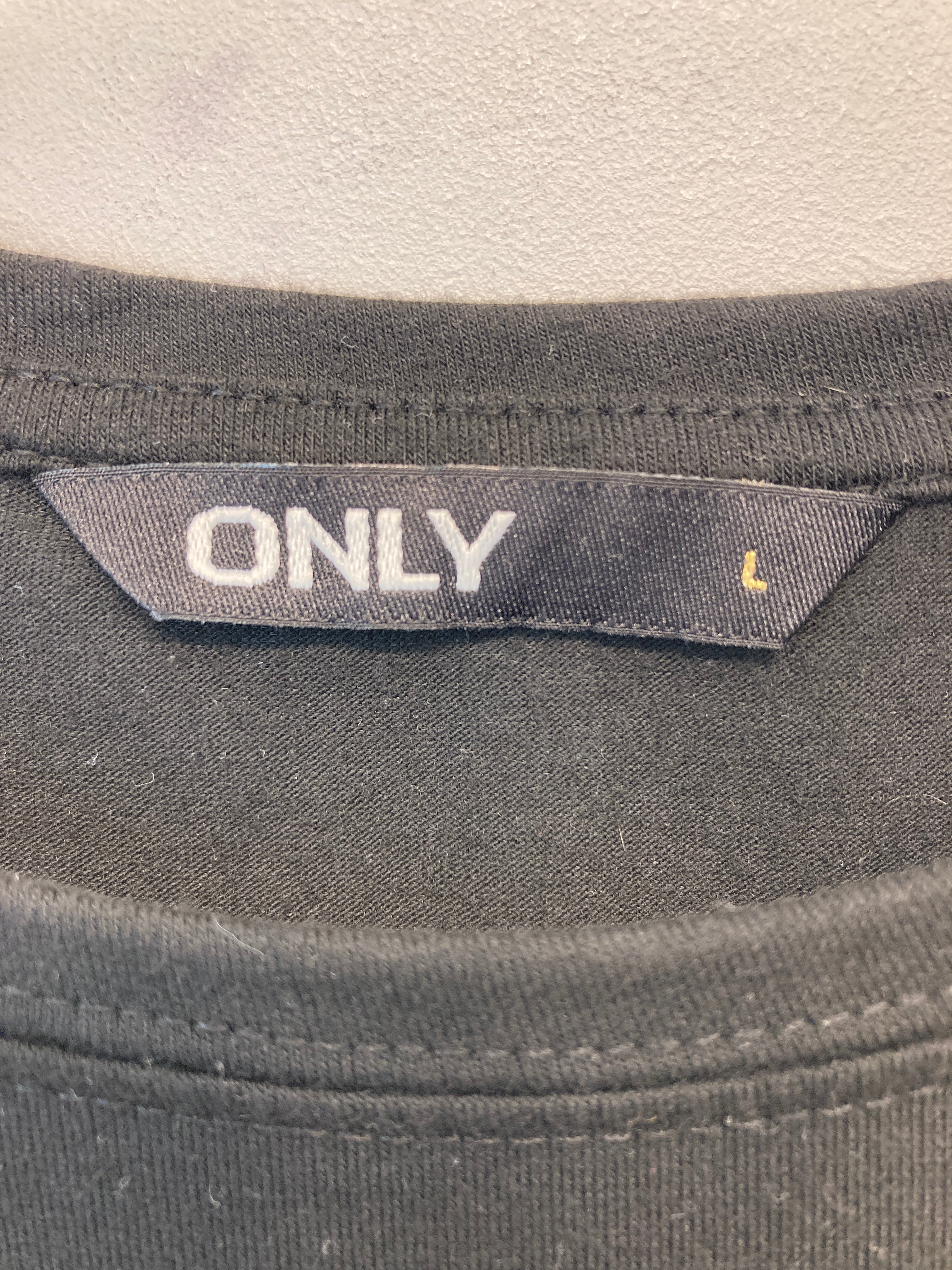 Only T-shirt
