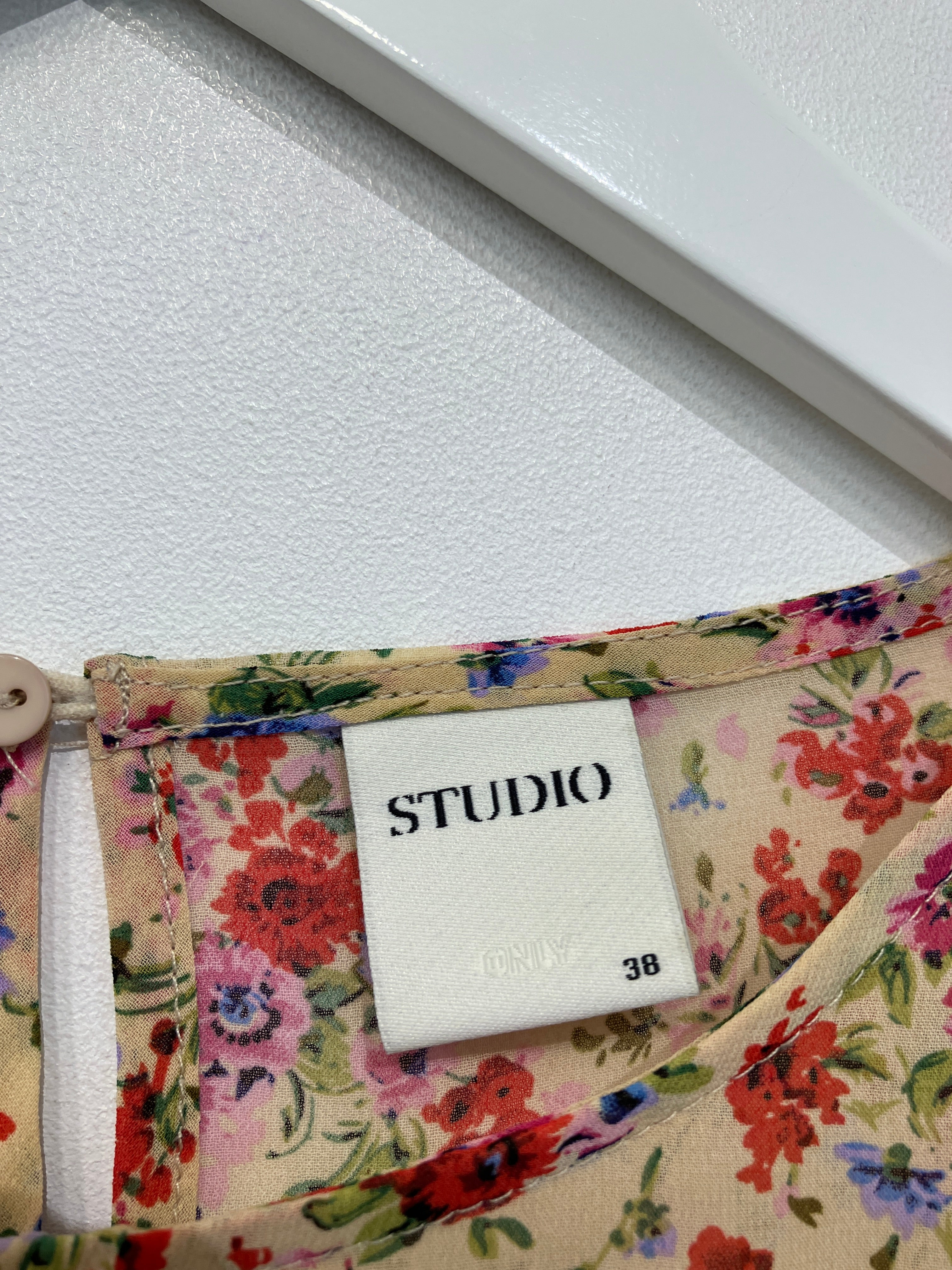 Only Studio Bluse