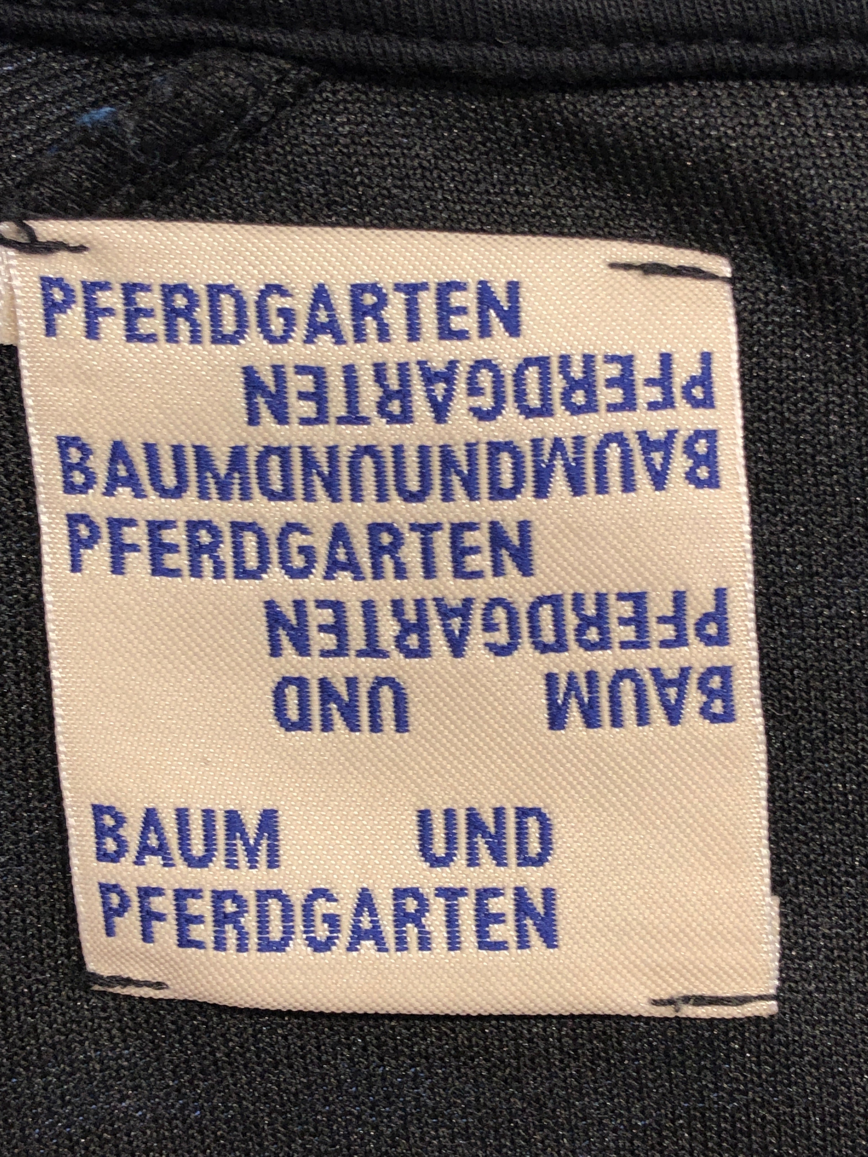 Baum und Pferdgarten Kjole