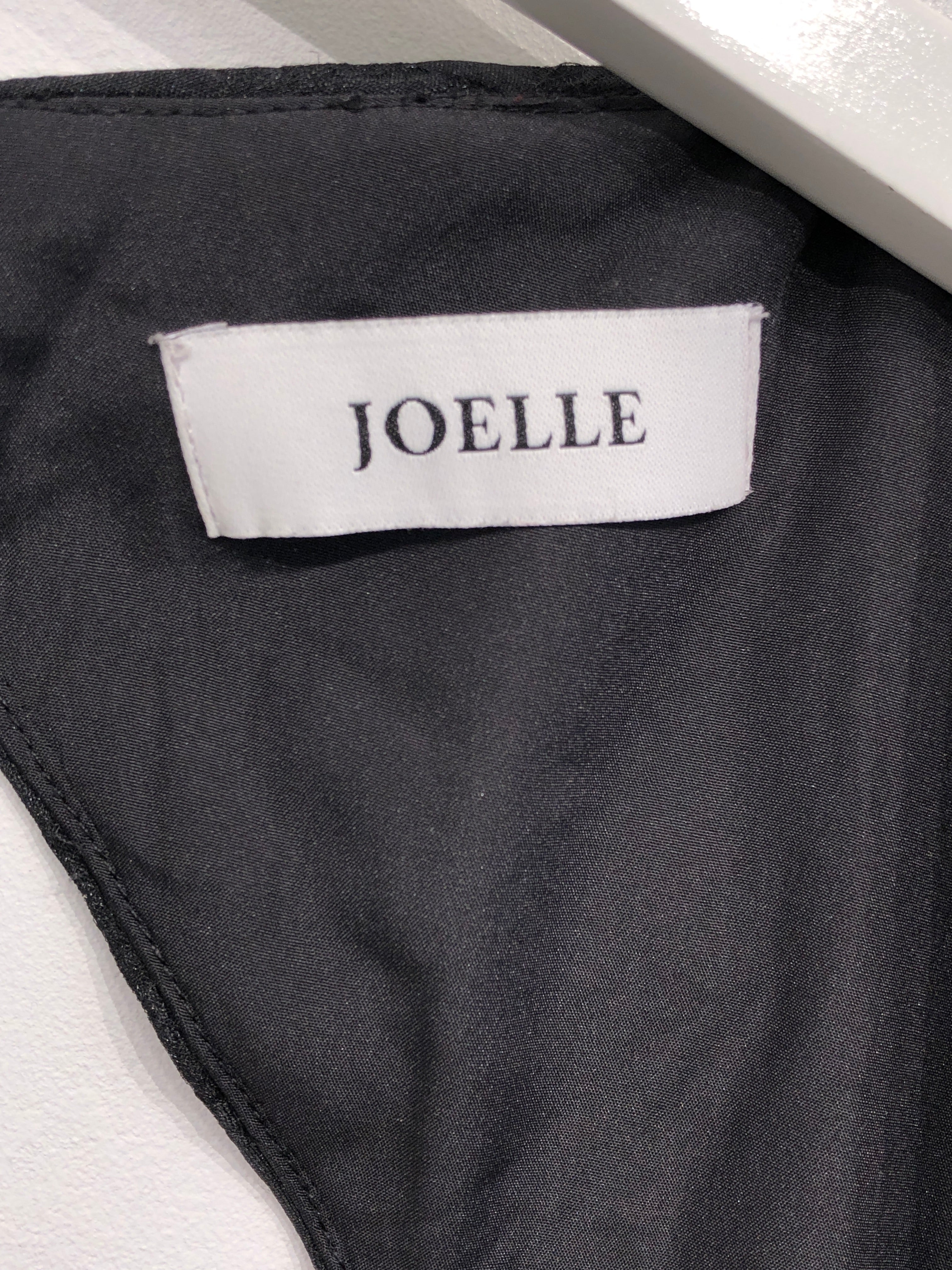 Joelle Kjole