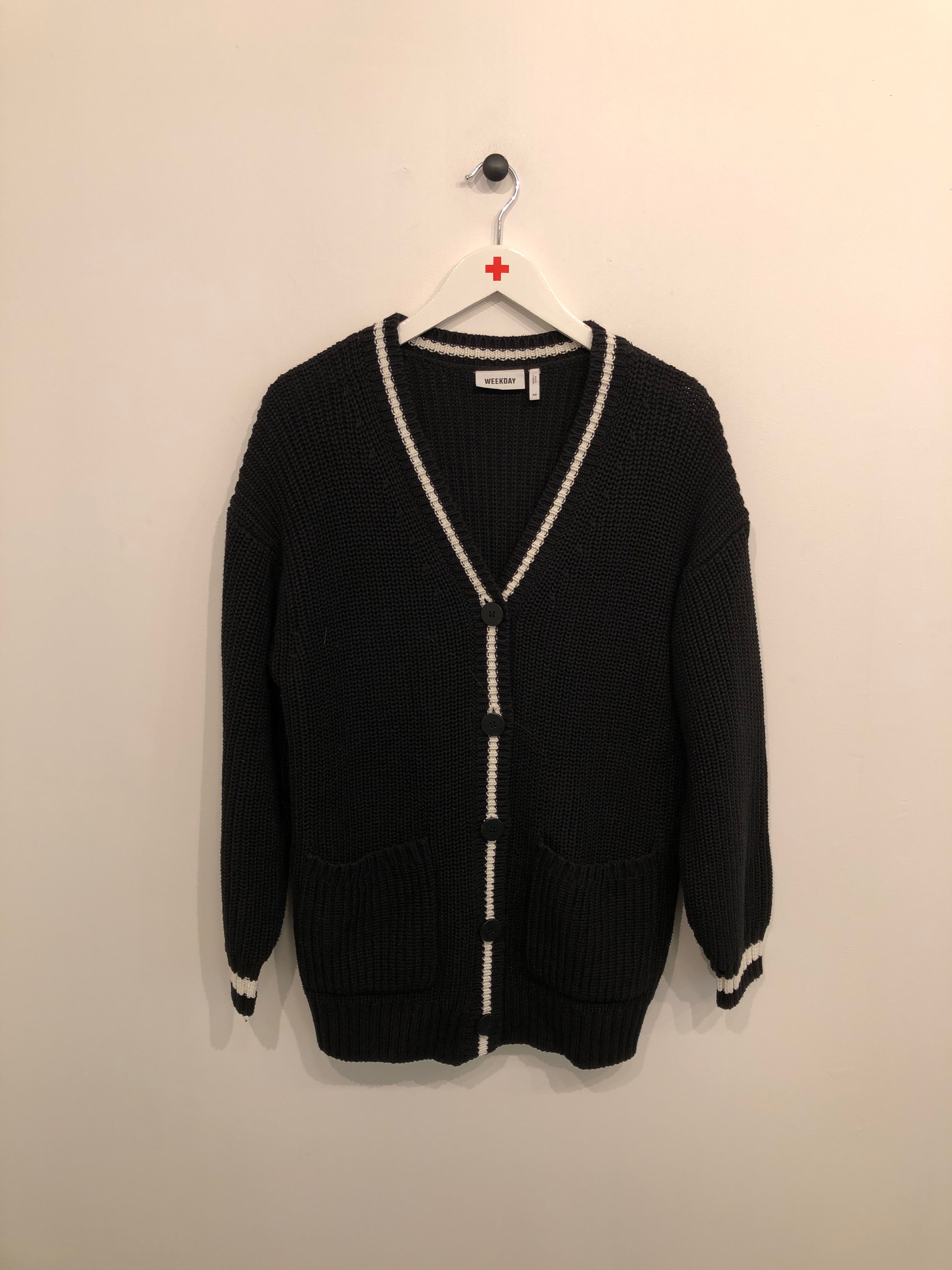 Weekday Strikket Cardigan