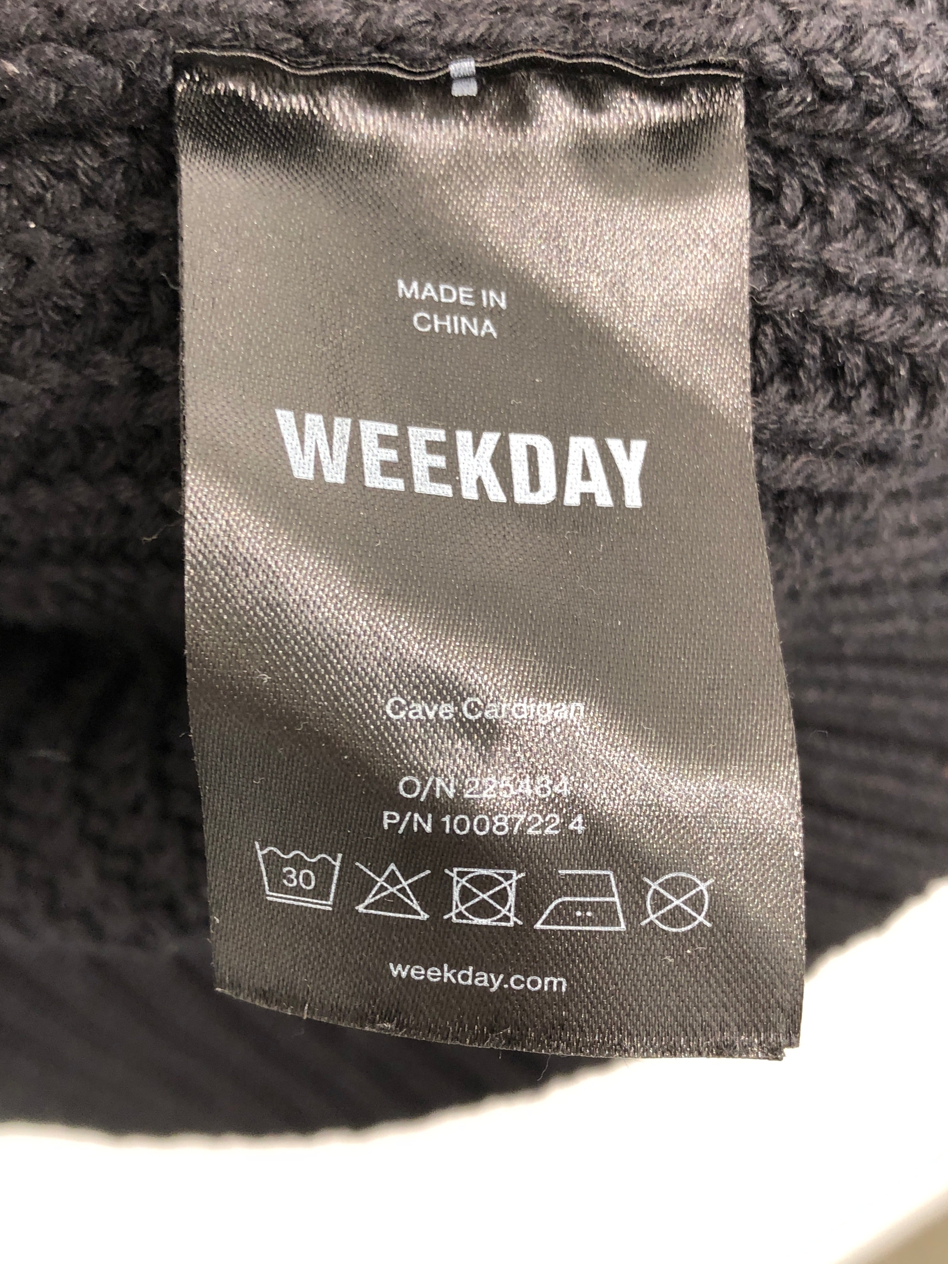 Weekday Strikket Cardigan