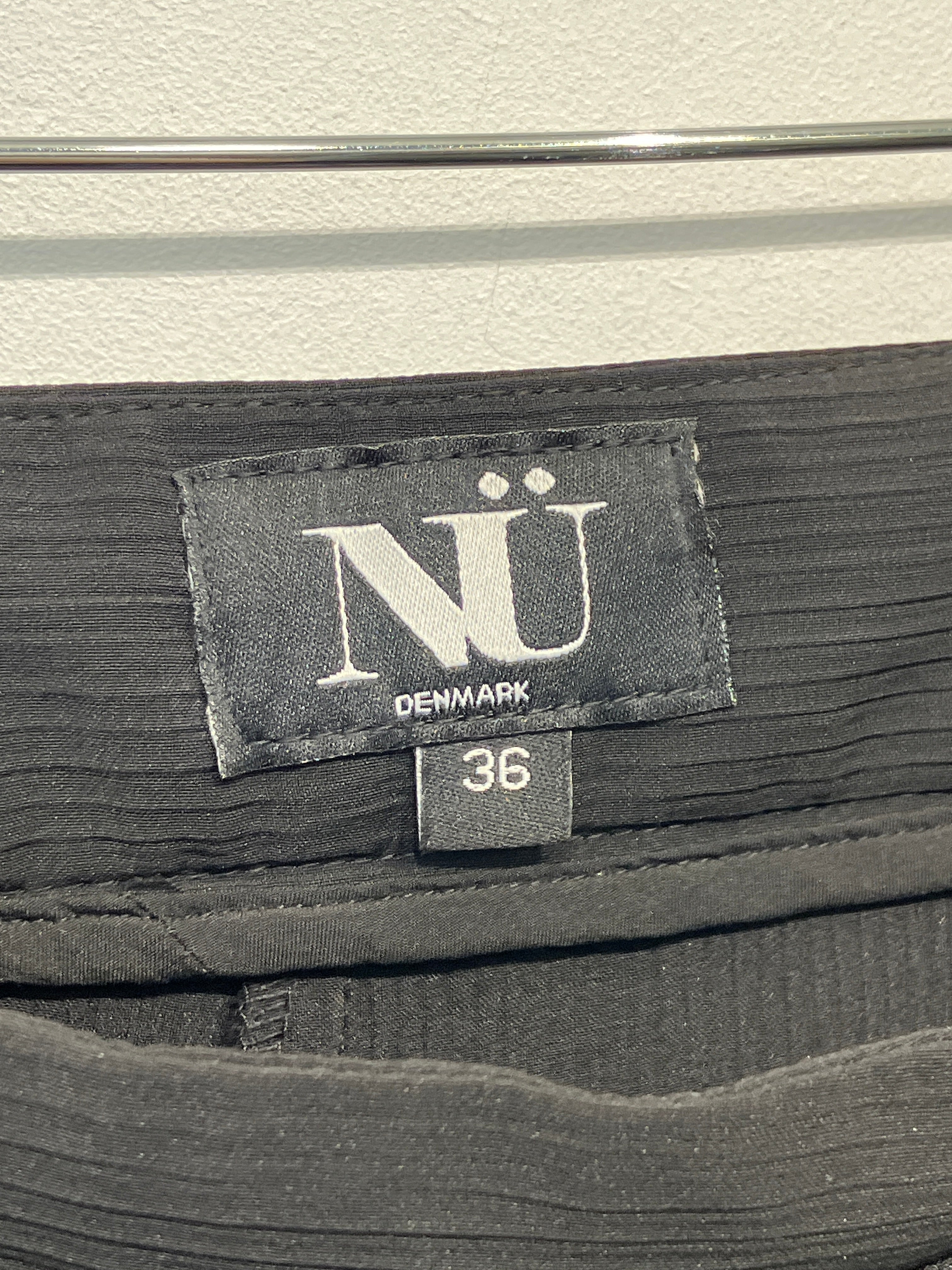 Nü Bukser