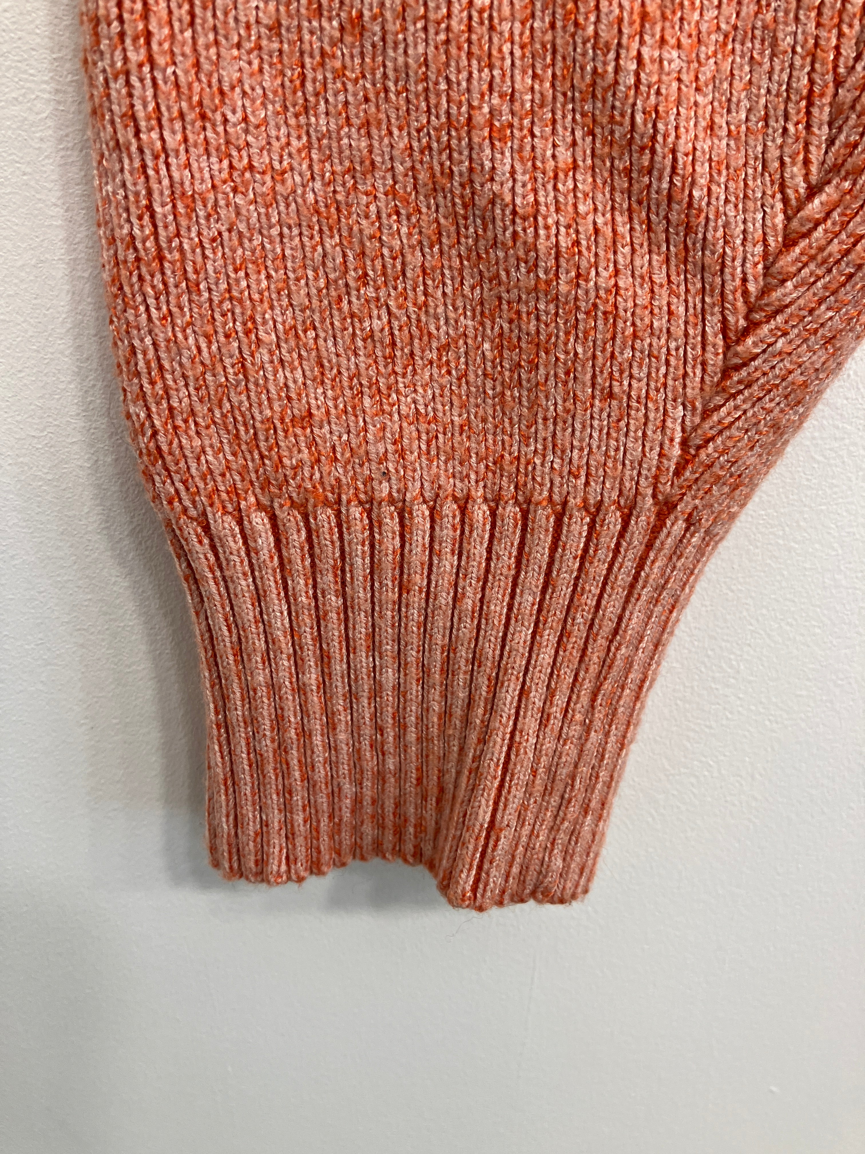 Vila Cardigan