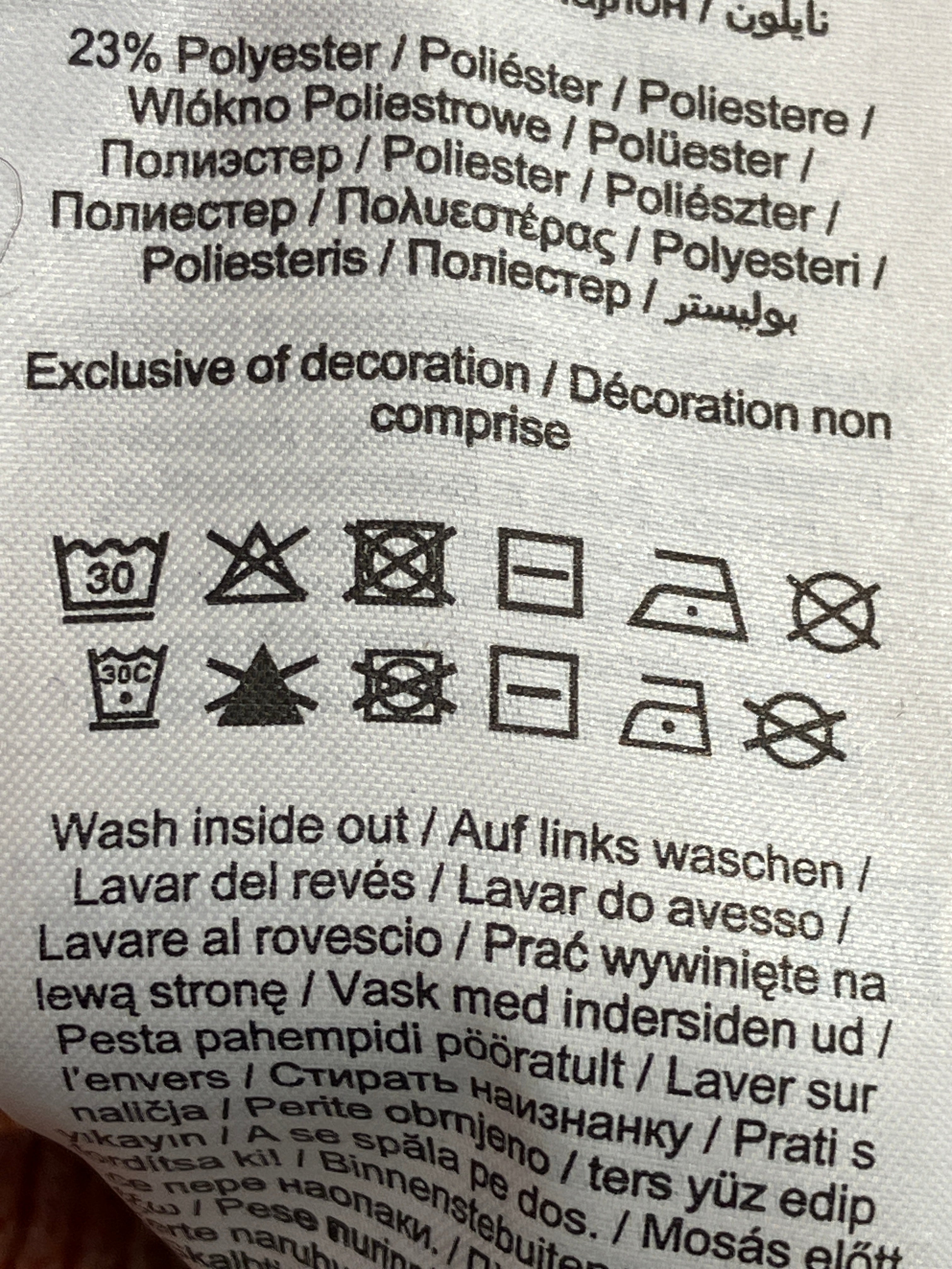Vila Cardigan