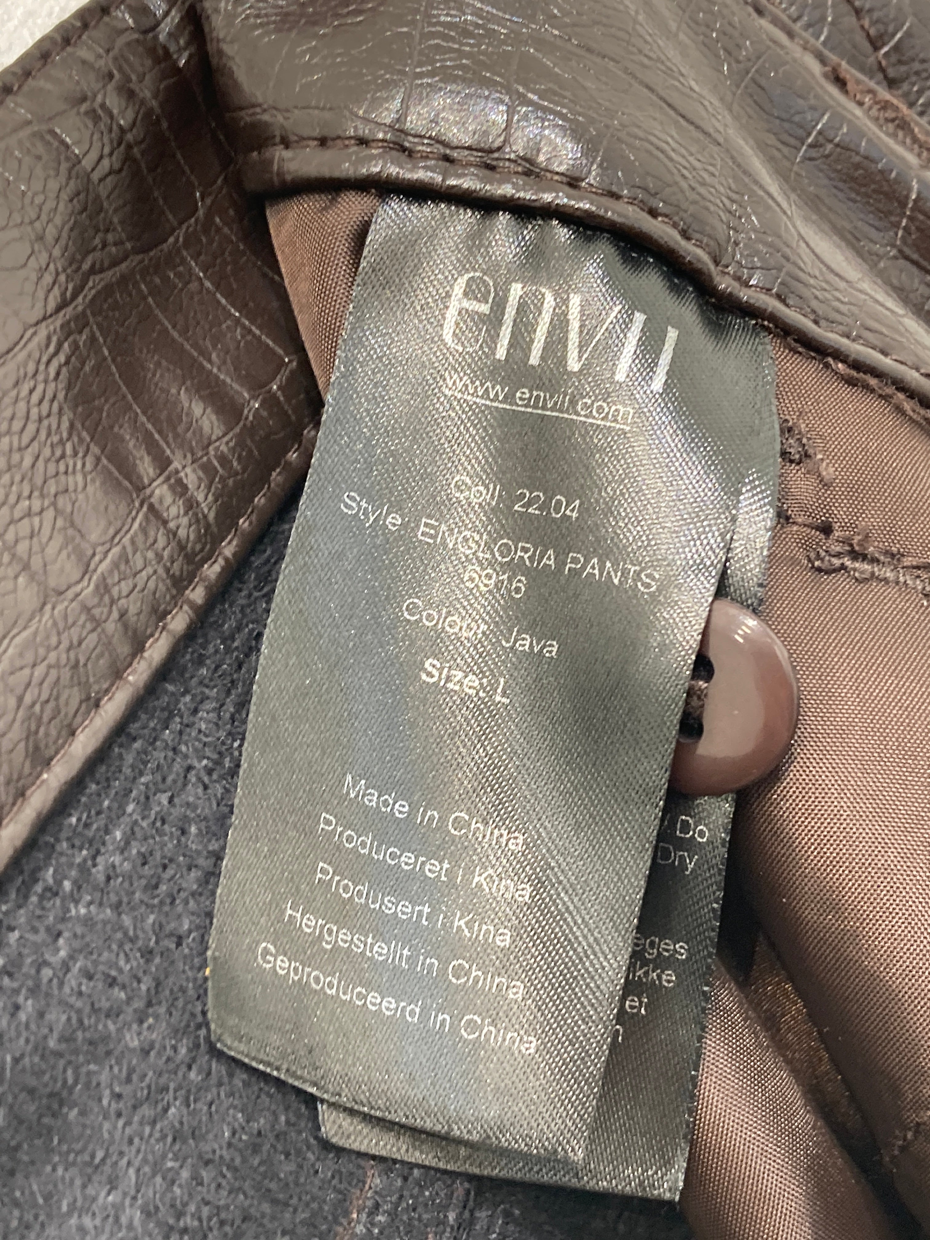 Envii Bukser