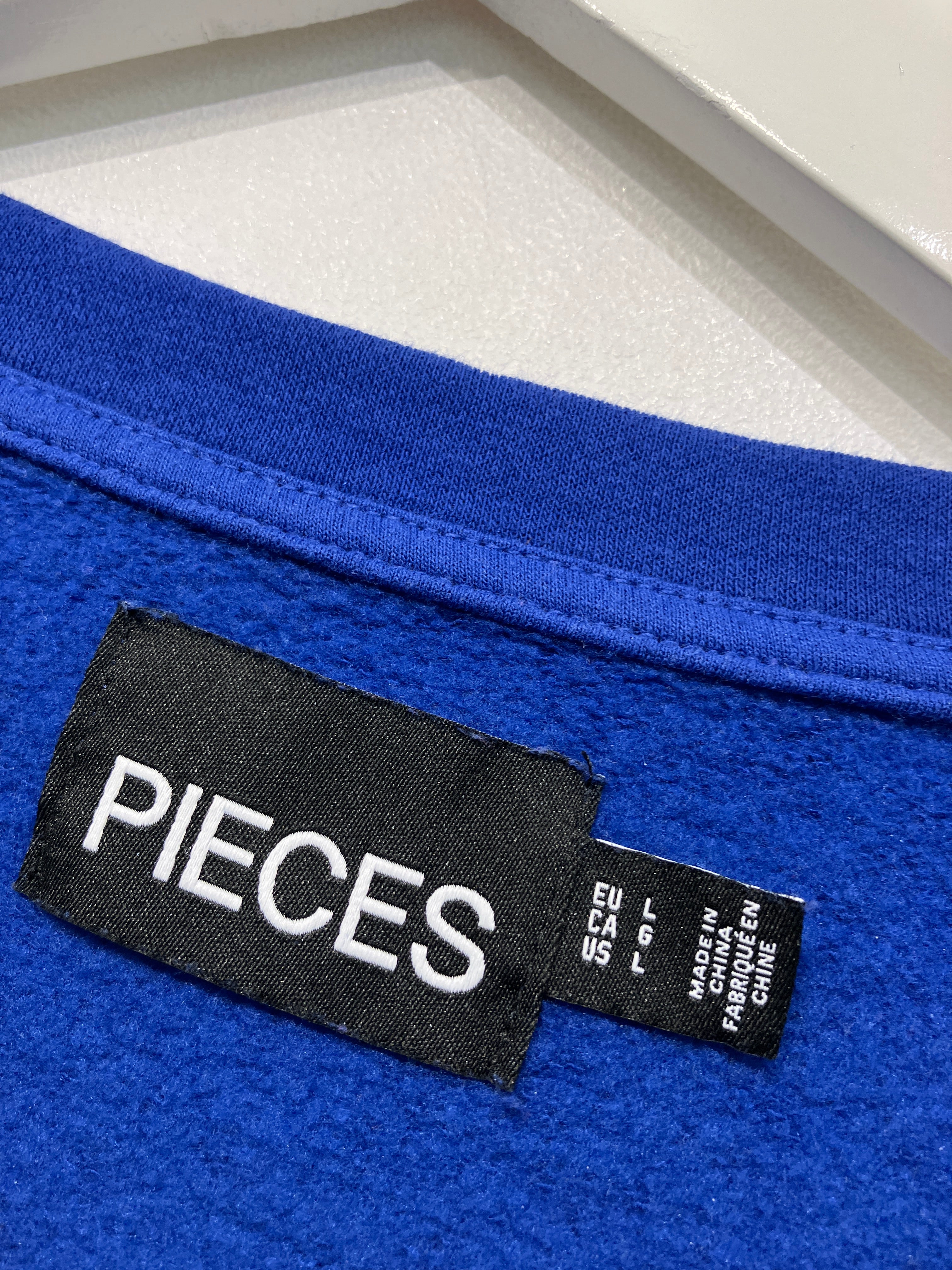 Pieces Sweatshirt