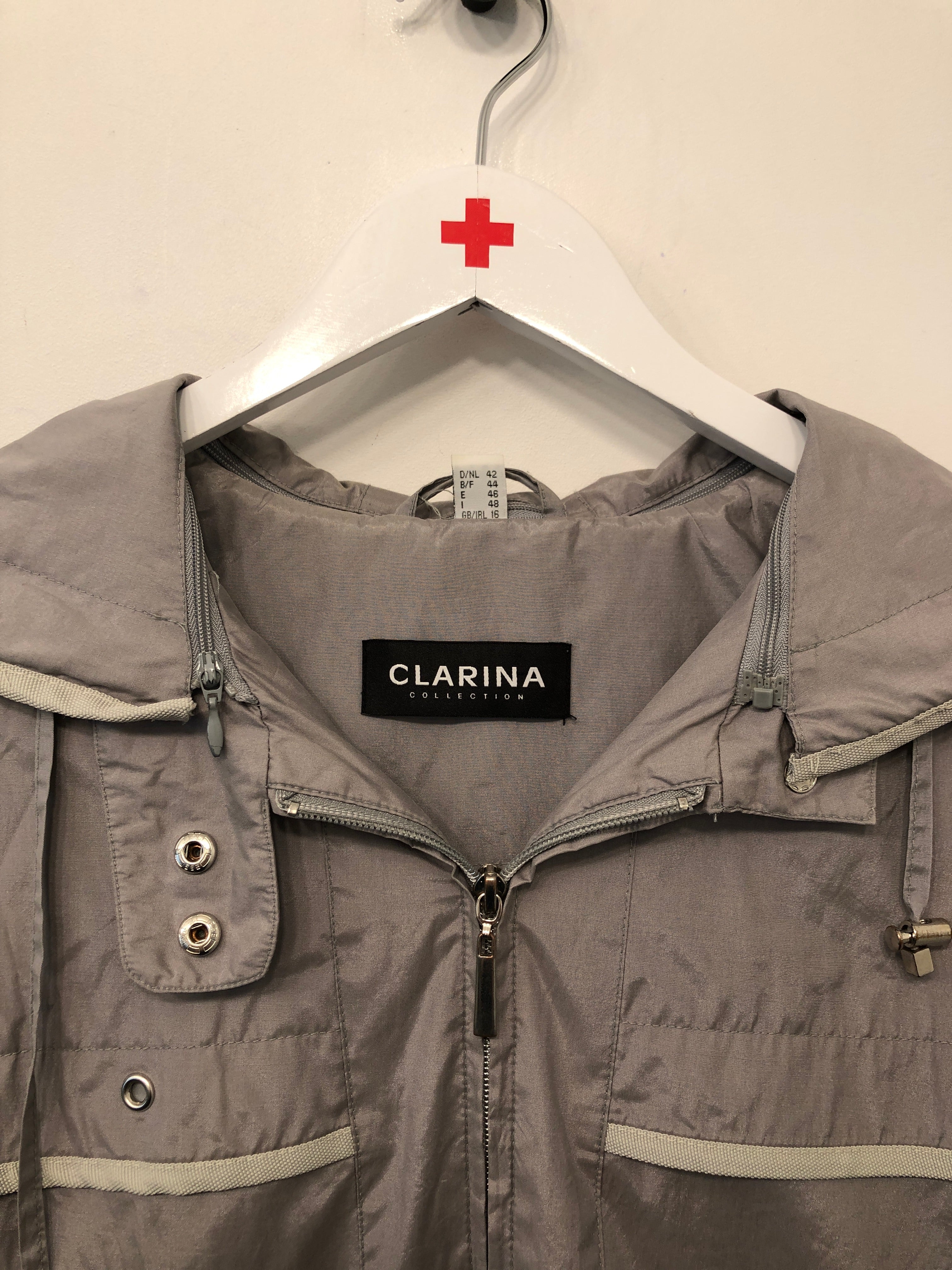 Clarina Jakke