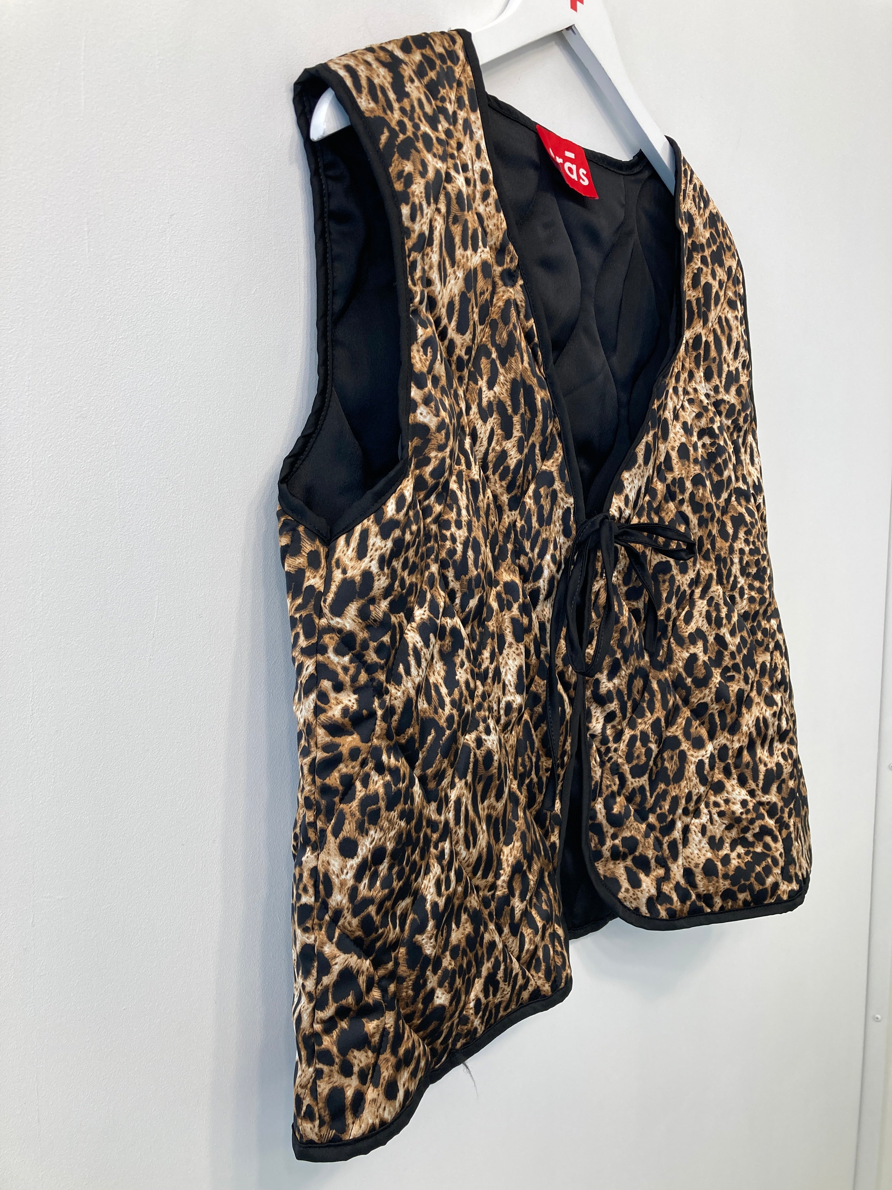 Cras Vest
