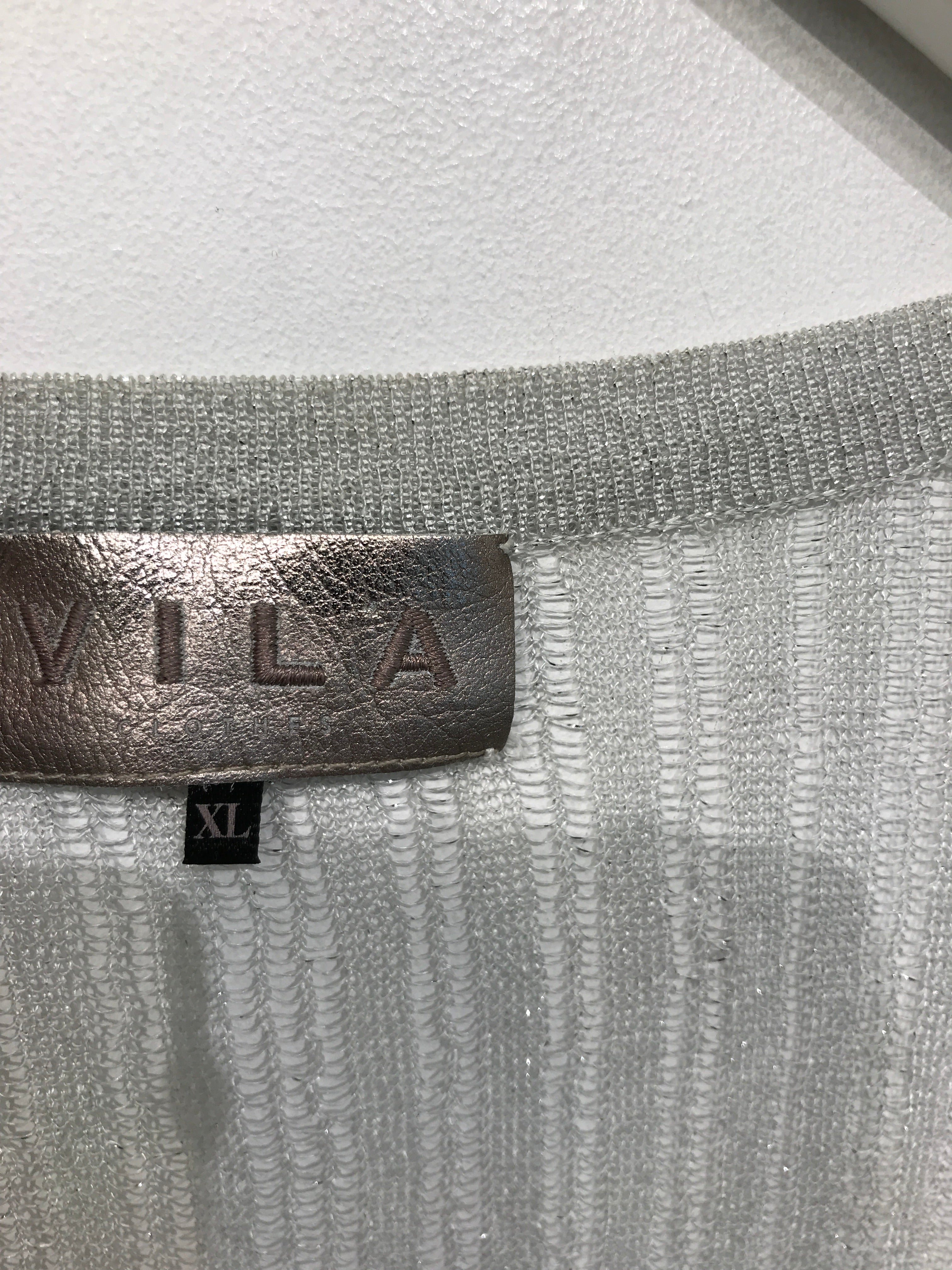 Vila Cardigan