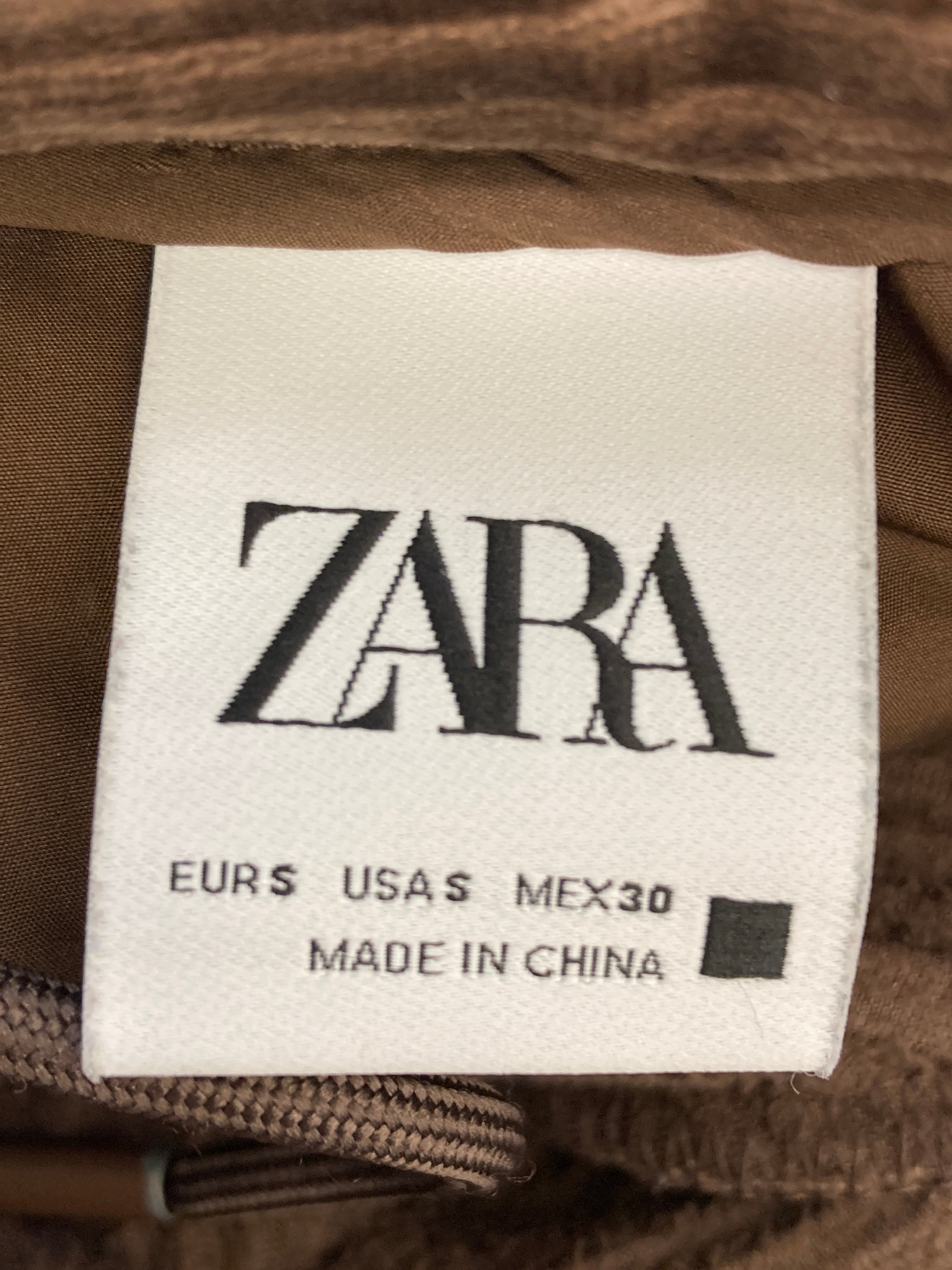 Zara Bukser