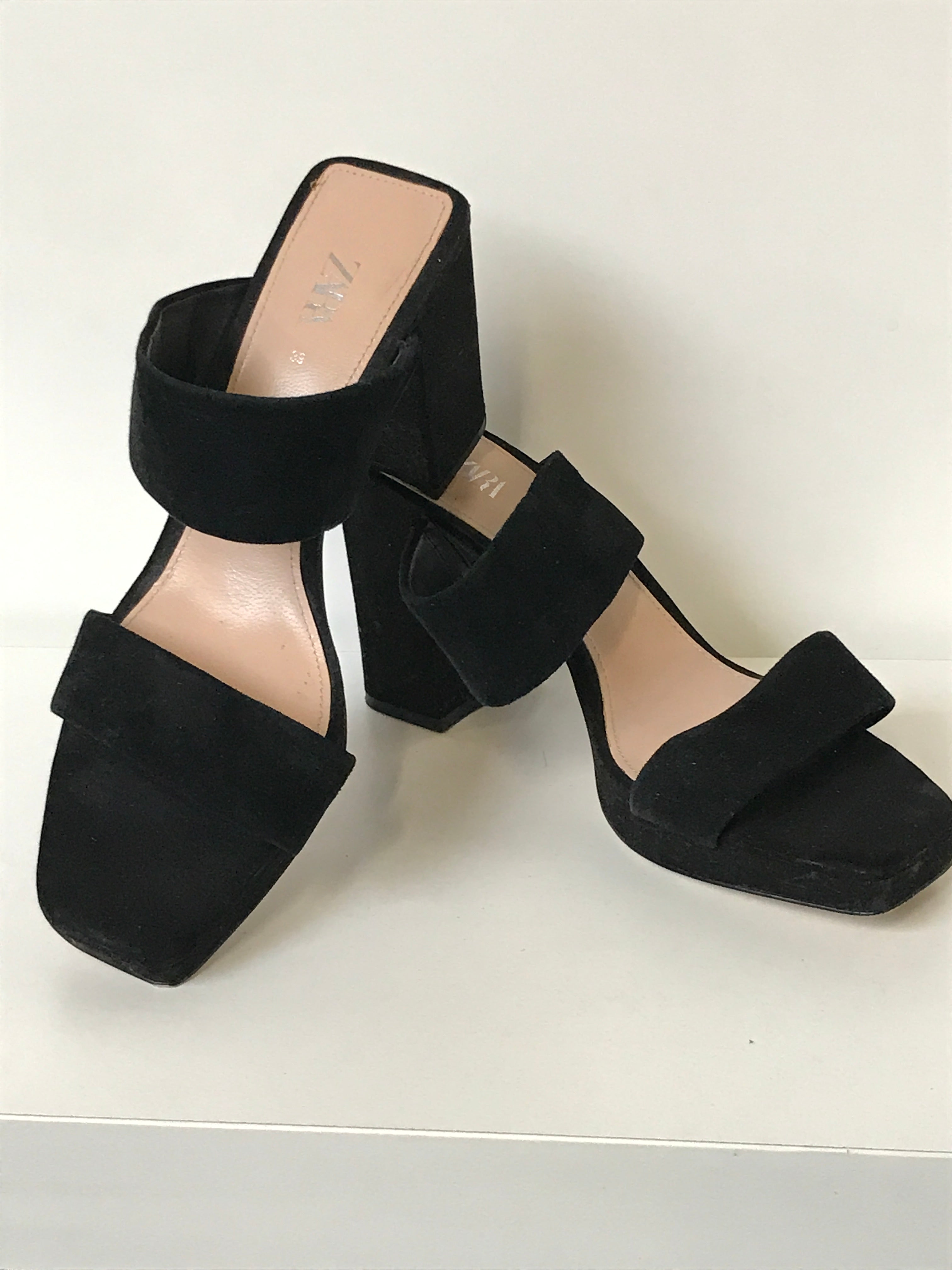 Zara Sandaler