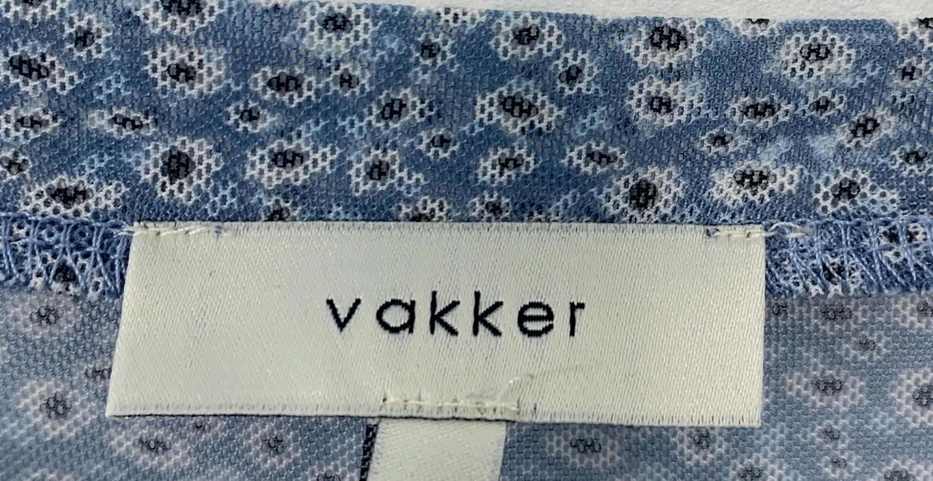 Vakker Bluse