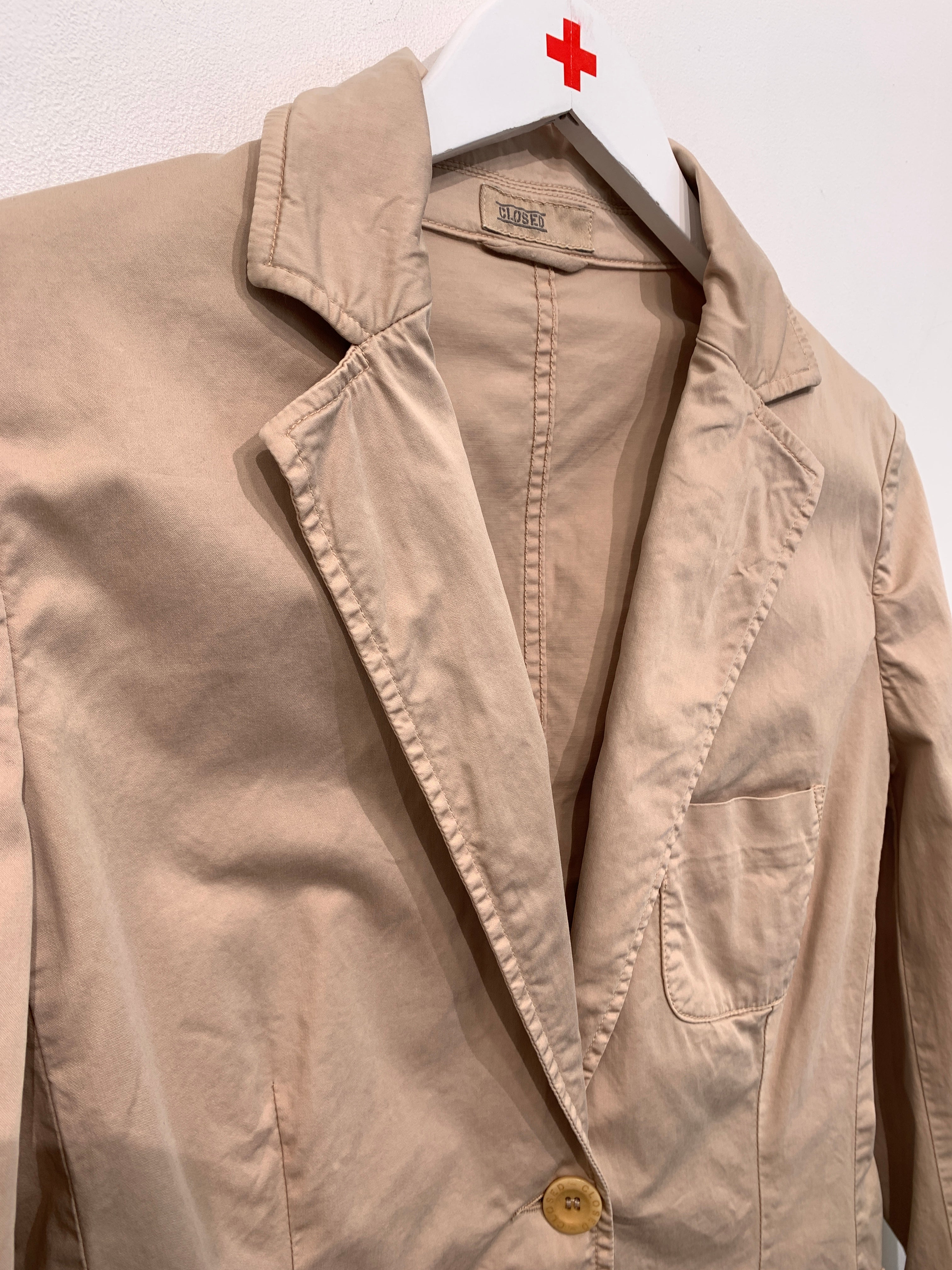 Closed Blazer