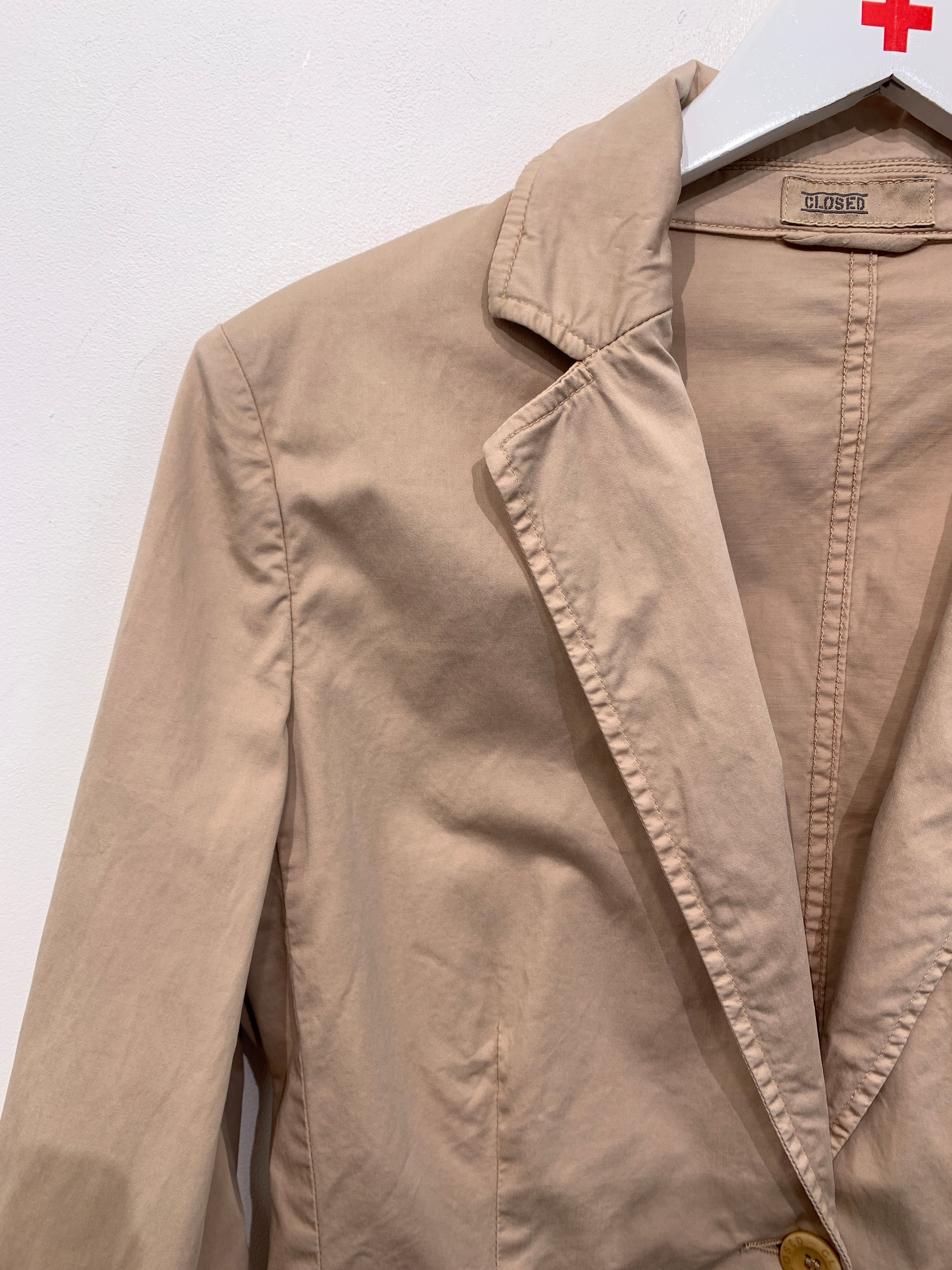 Closed Blazer