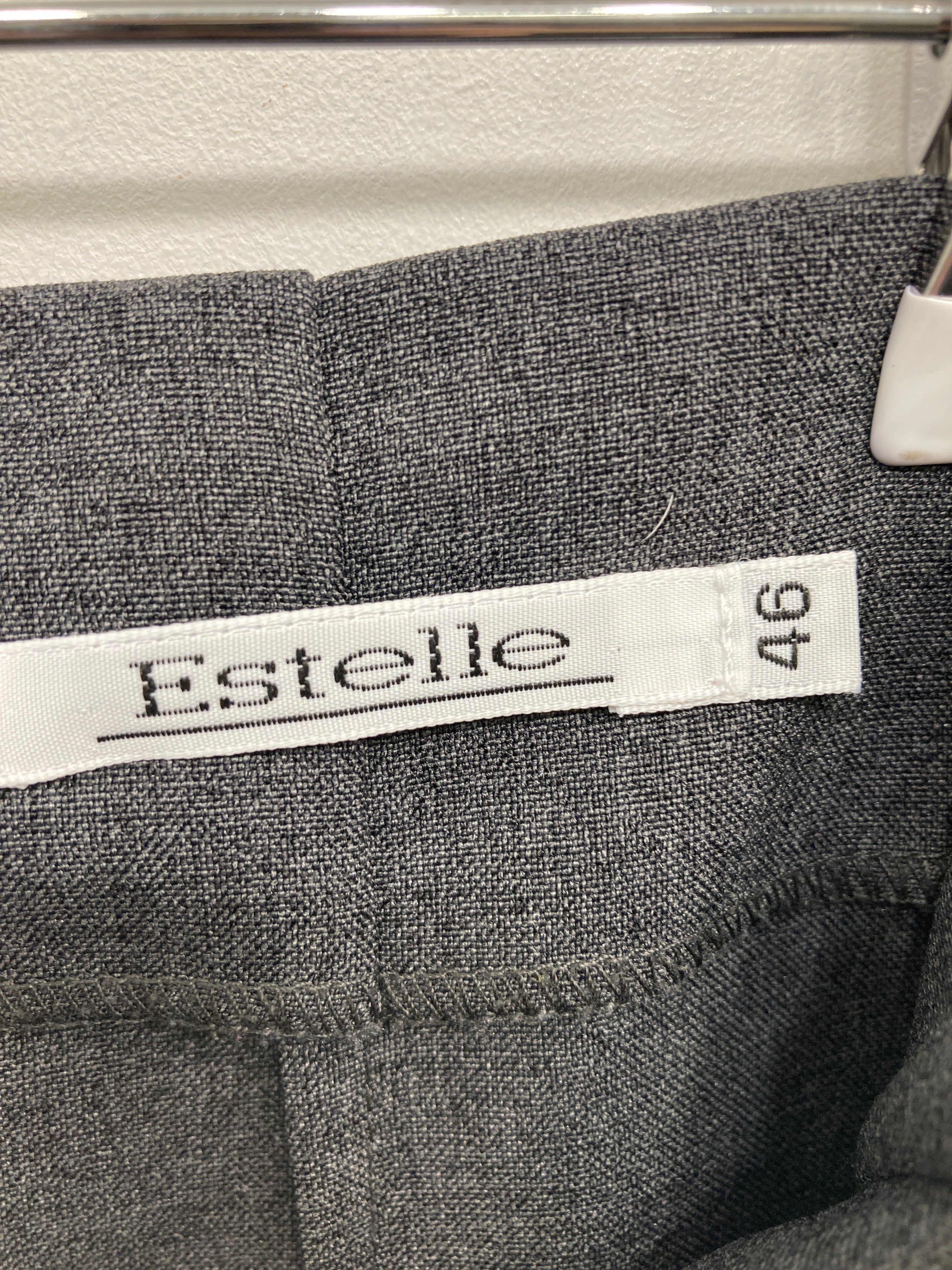 Estelle Nederdel