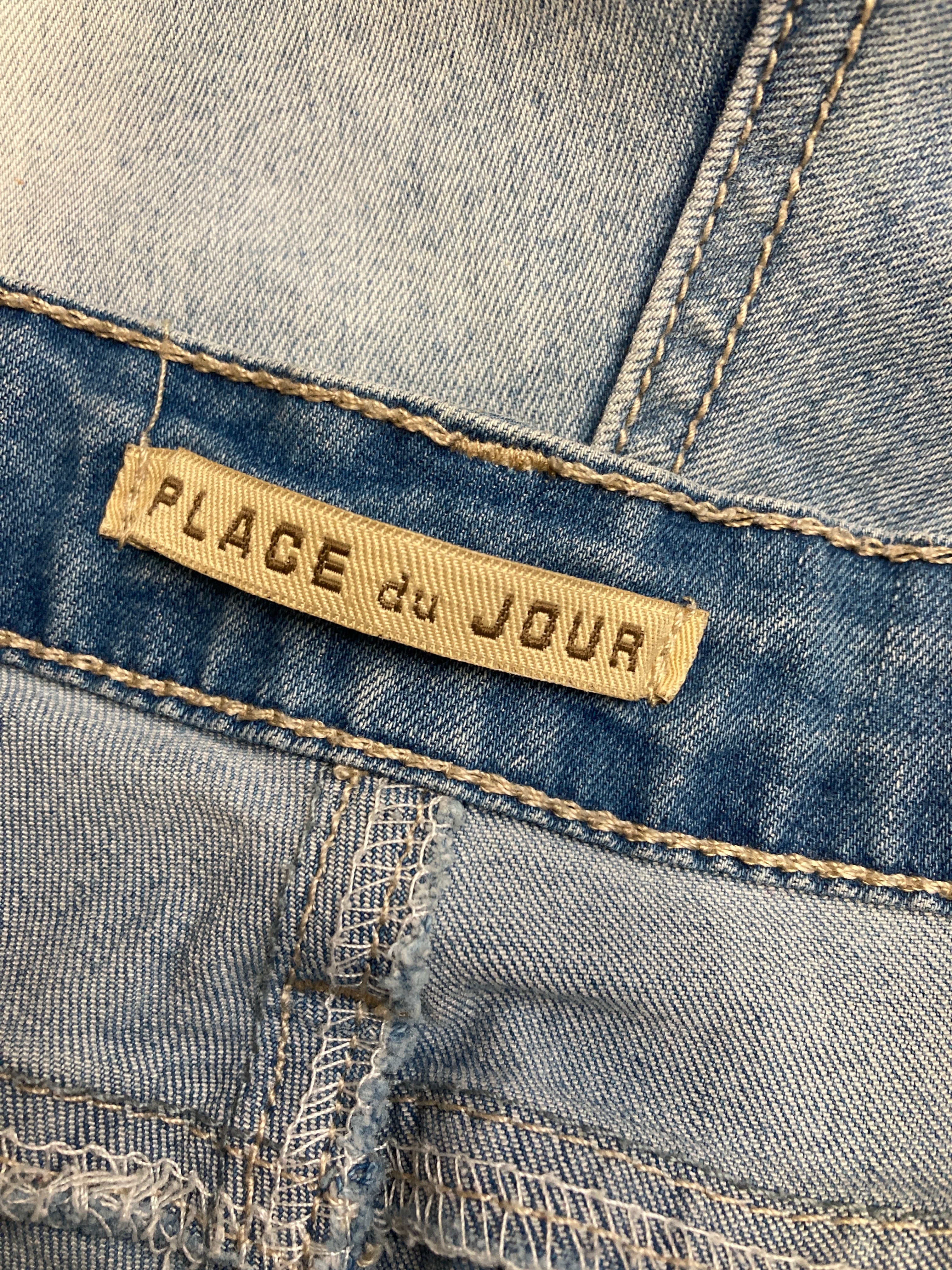 Place De Jour Shorts