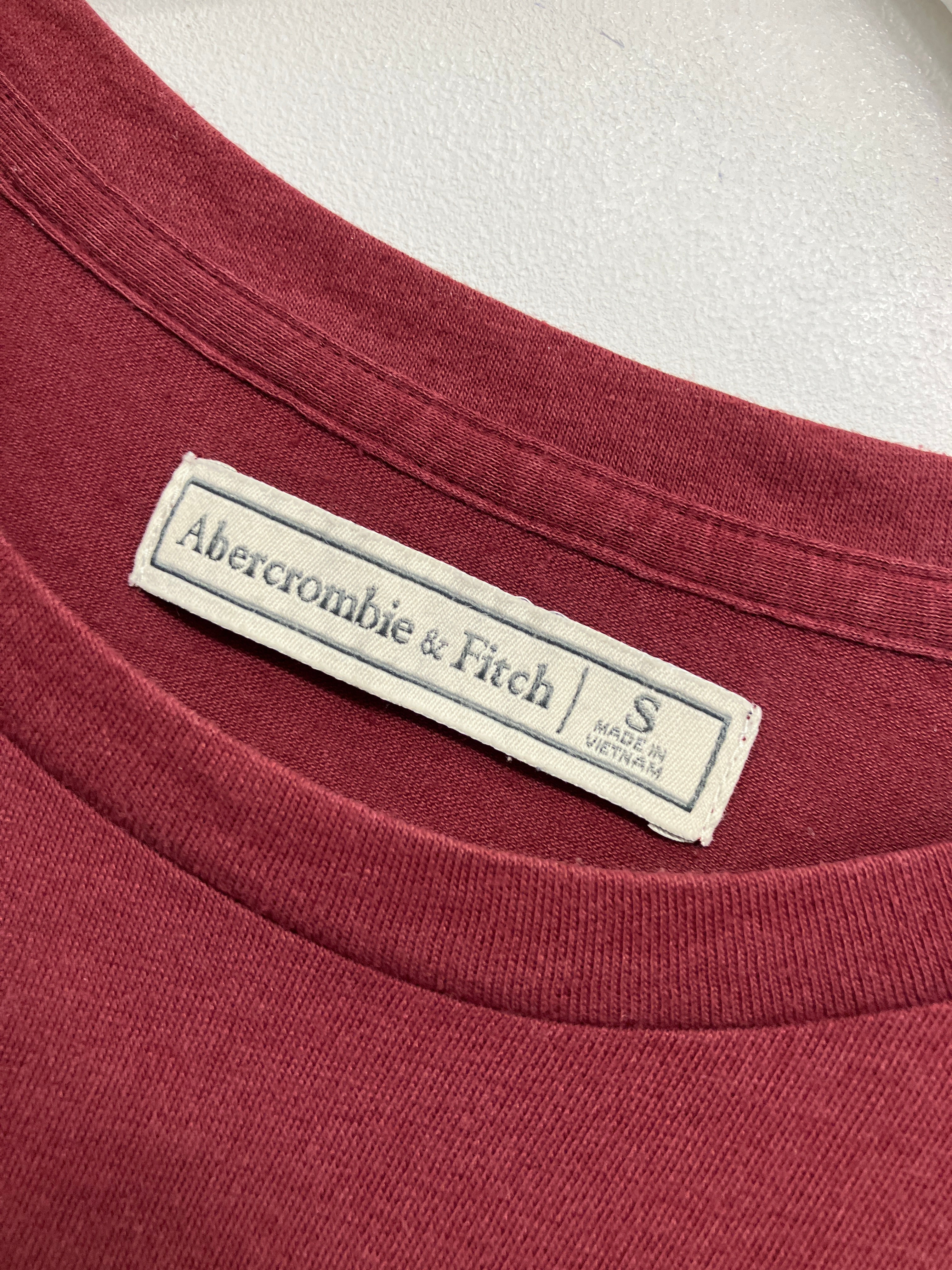 Abercrombie & Fitch T-shirt