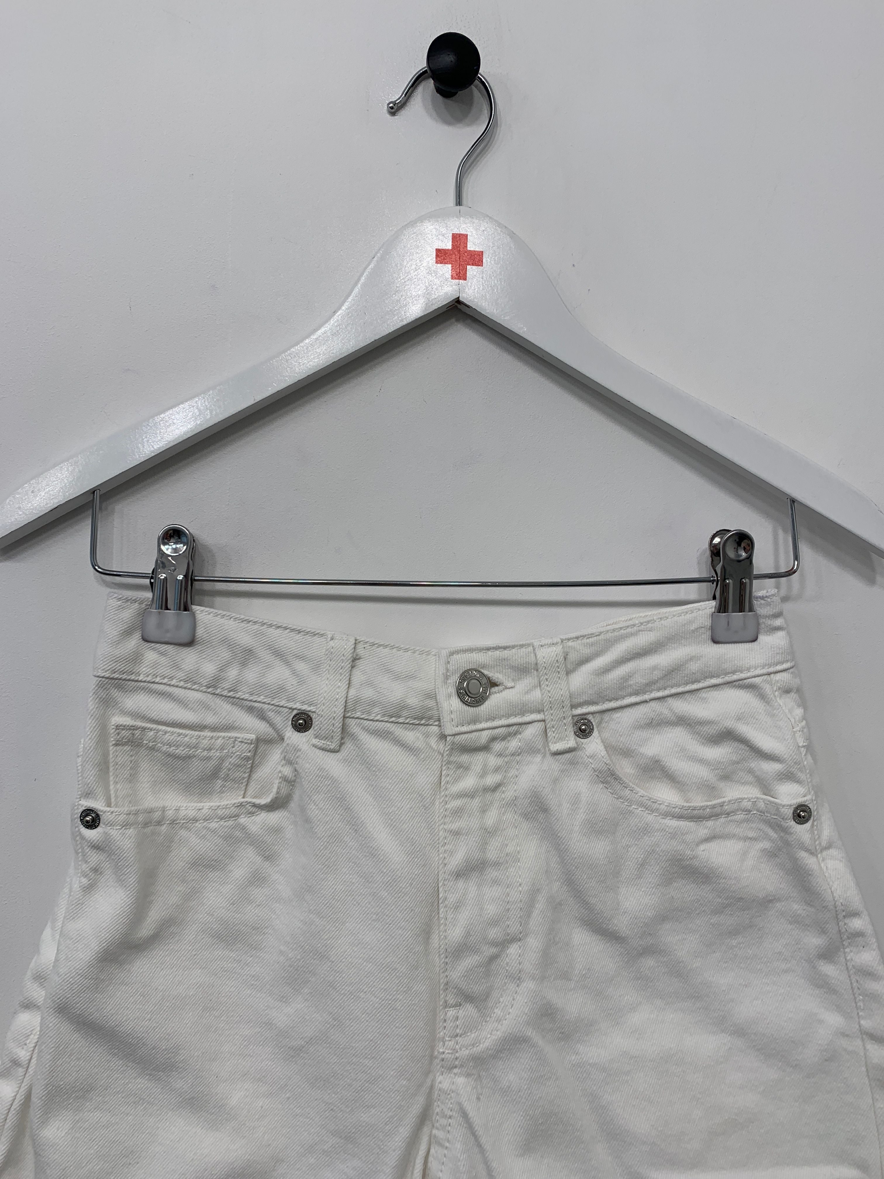 MNG Shorts