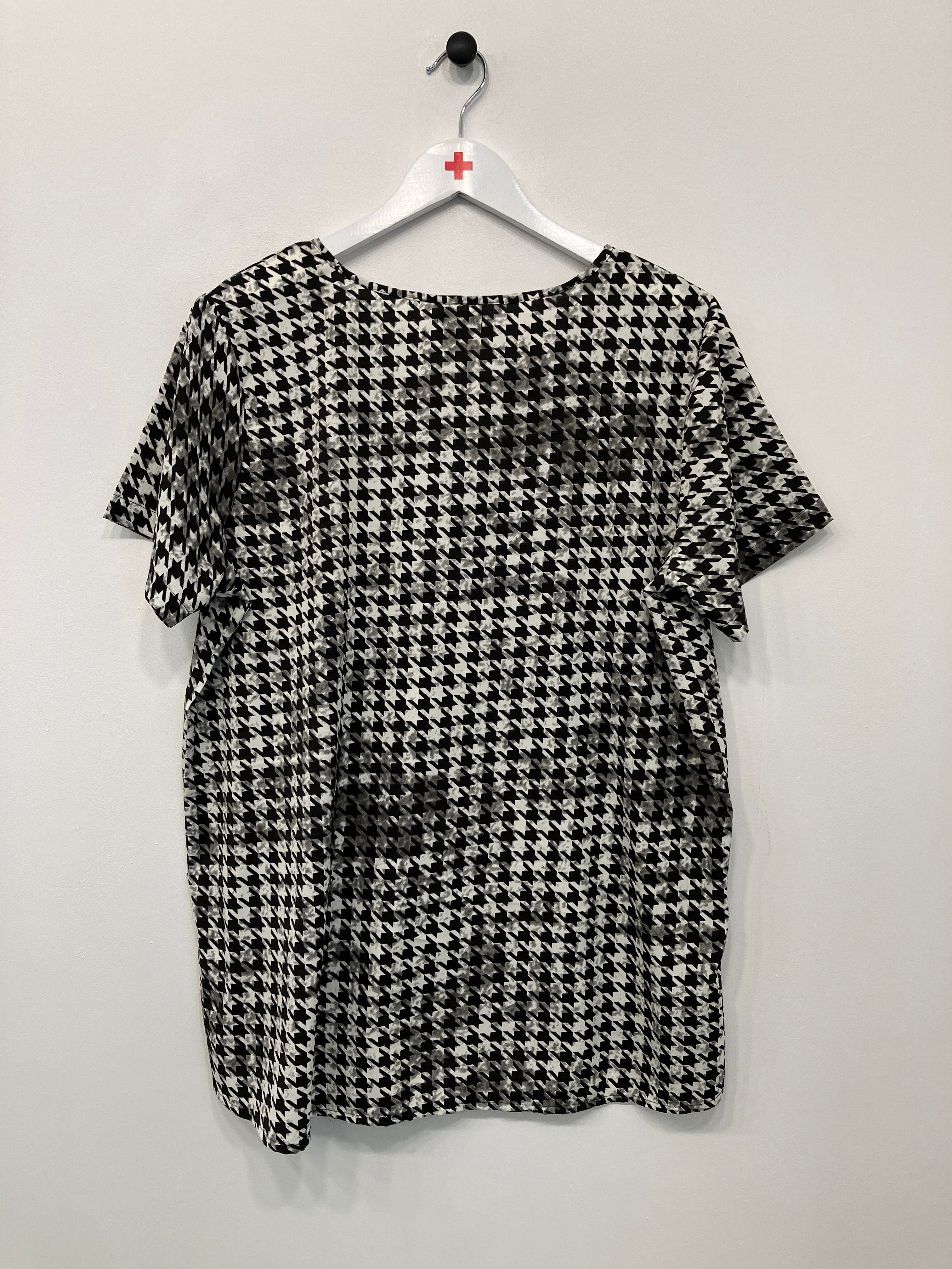 Ofelia T-shirt