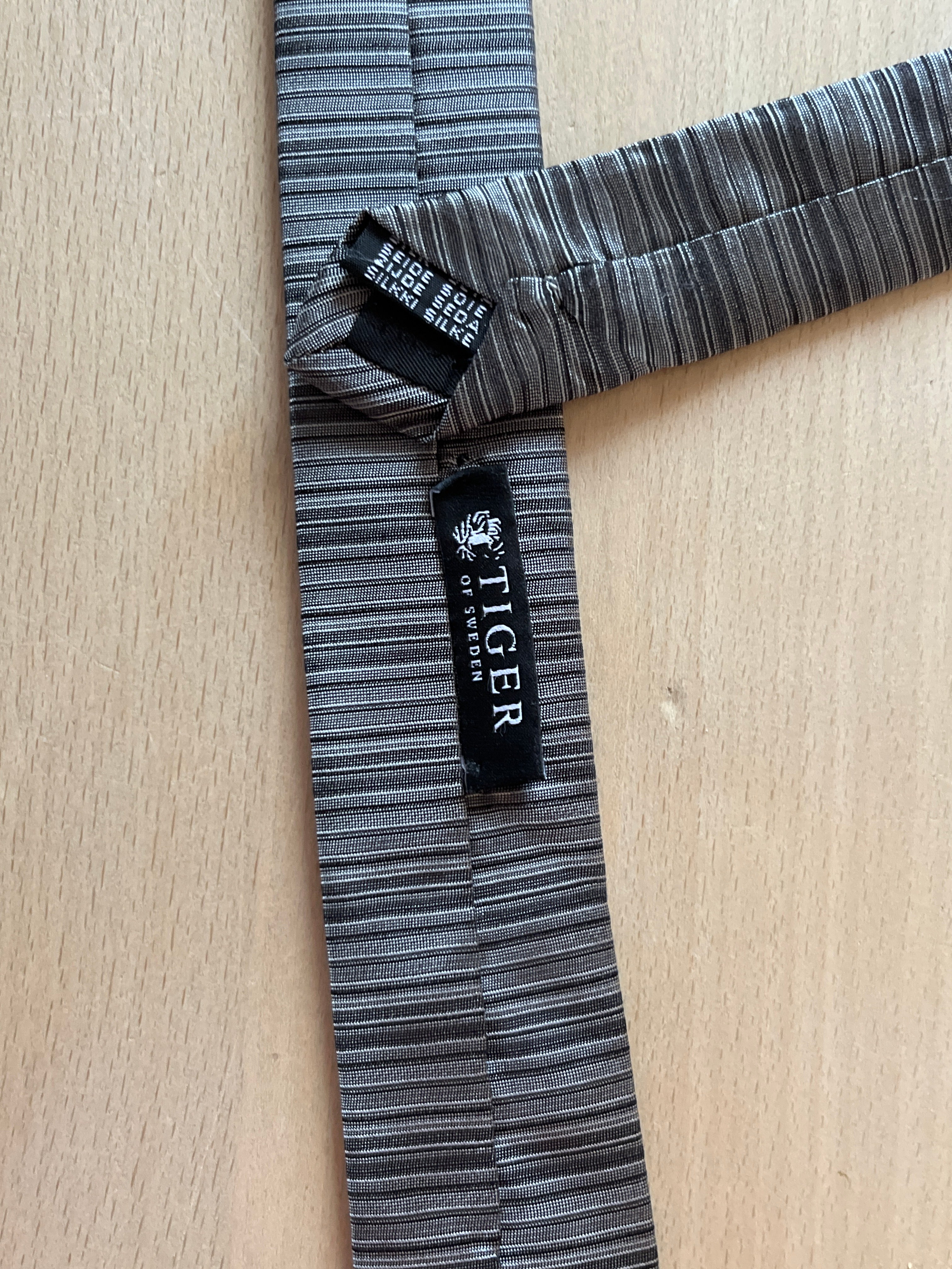 Tiger of Sweden silke Slips (B631)