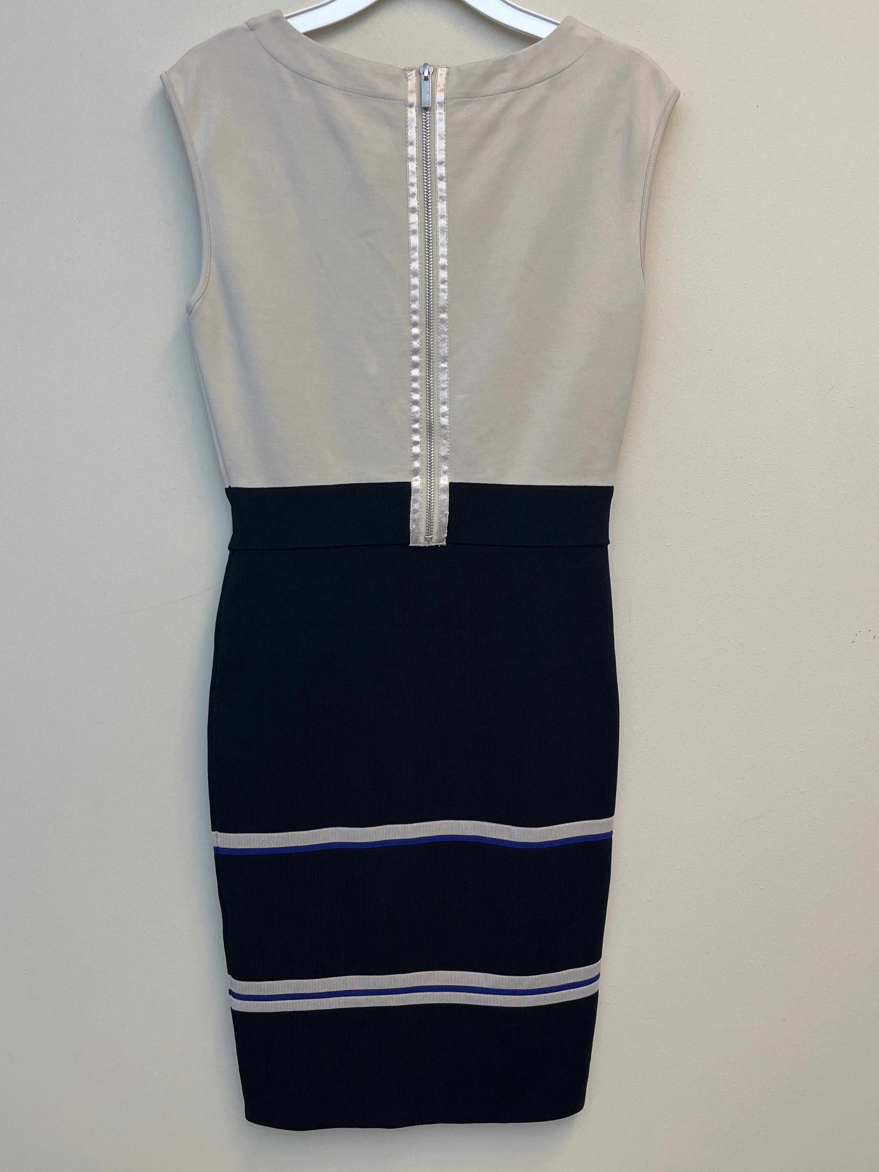 Karen Millen Kjole