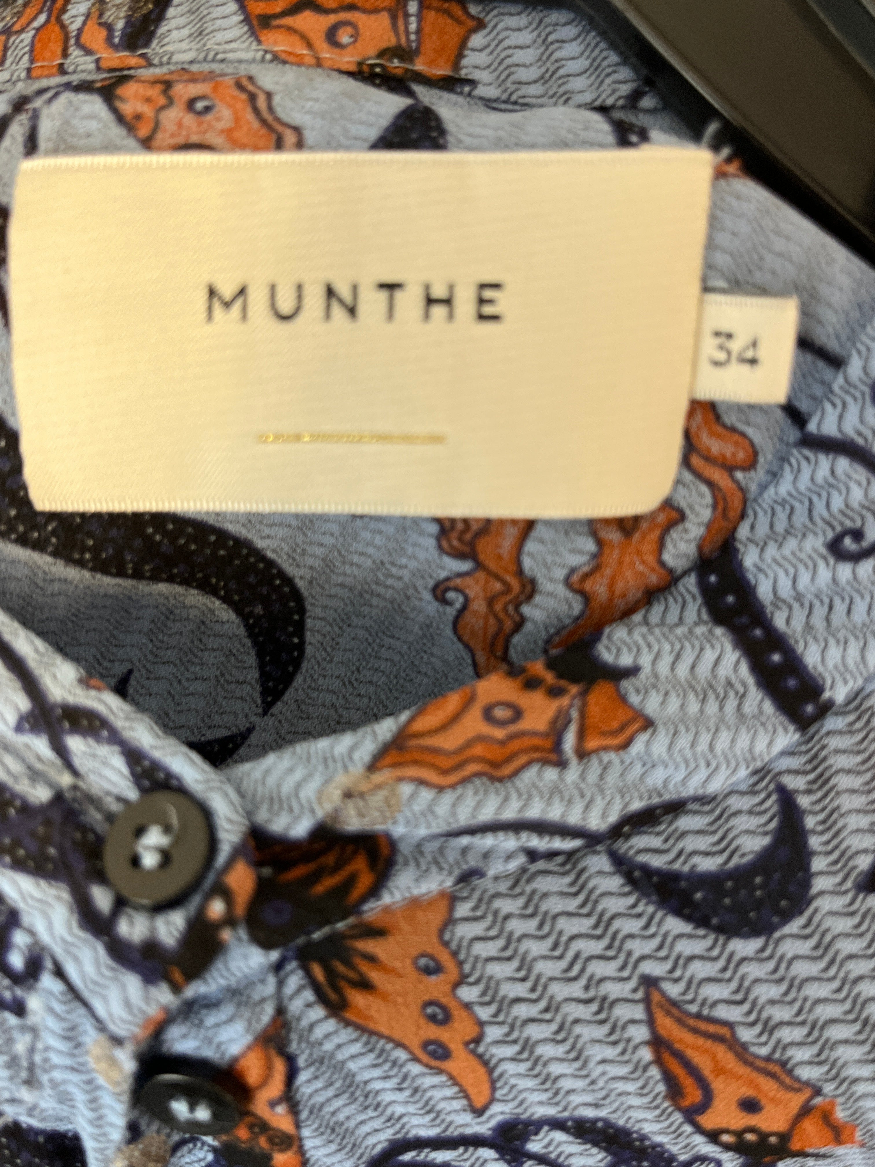 Munthe Kjole (B798)