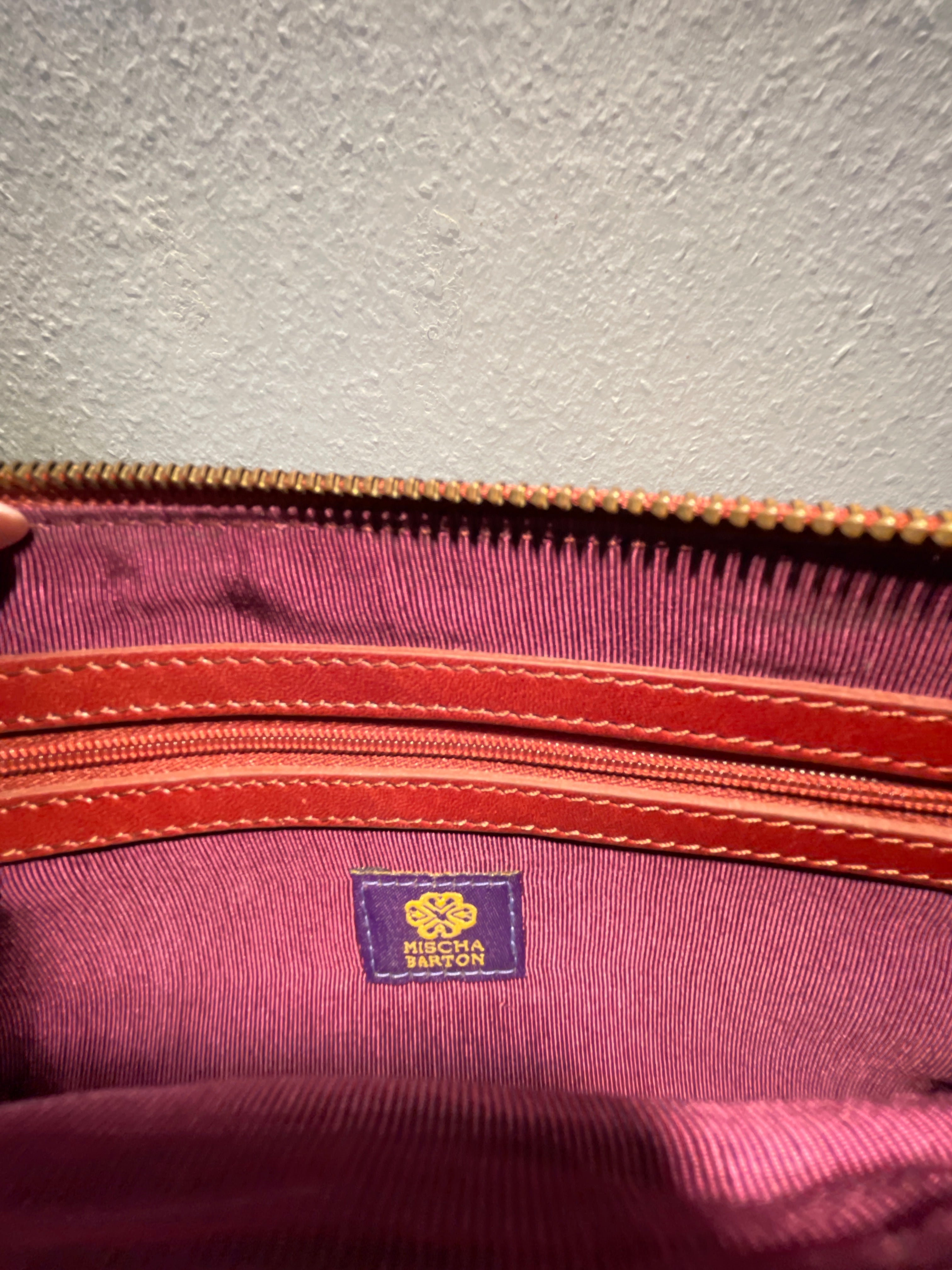 Mischa Barton clutch