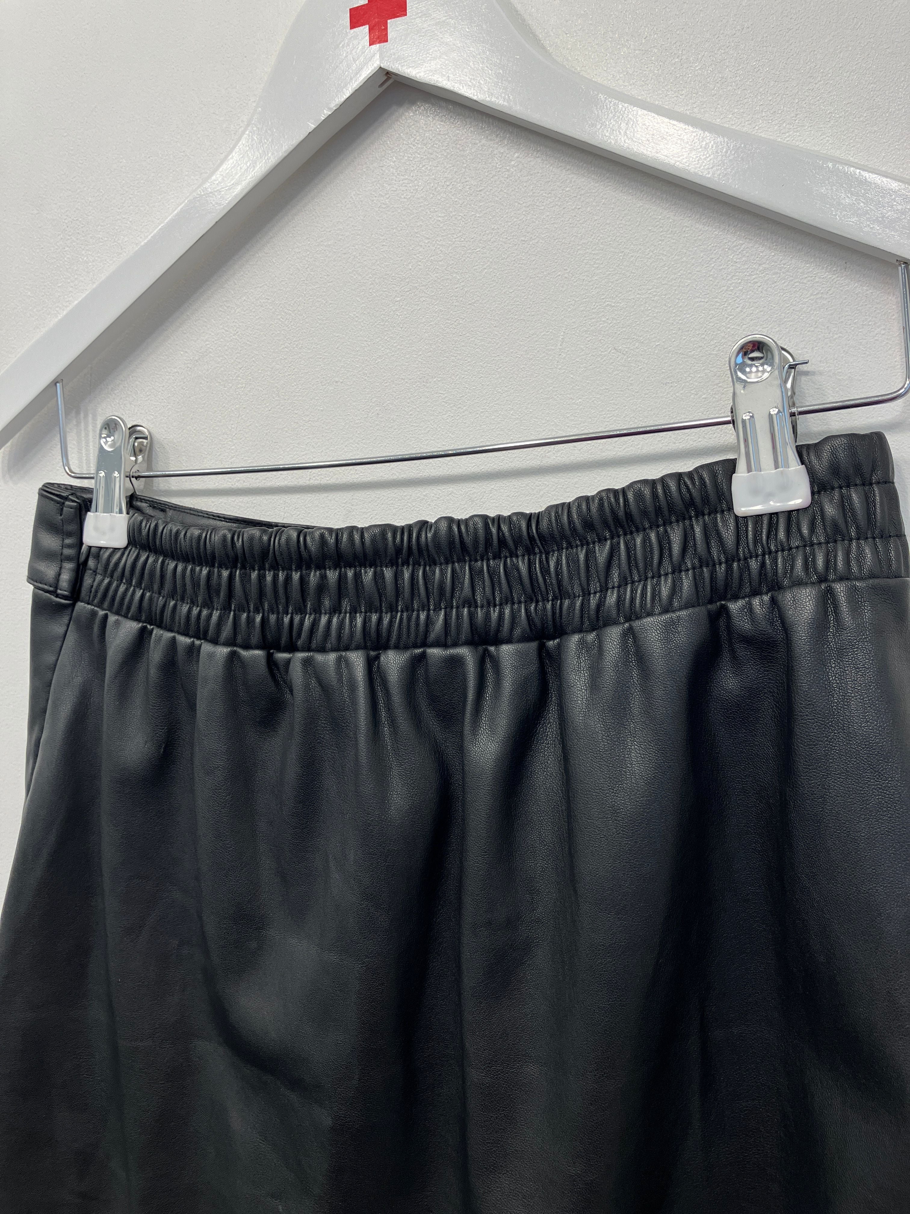 Pull & Bear Nederdel