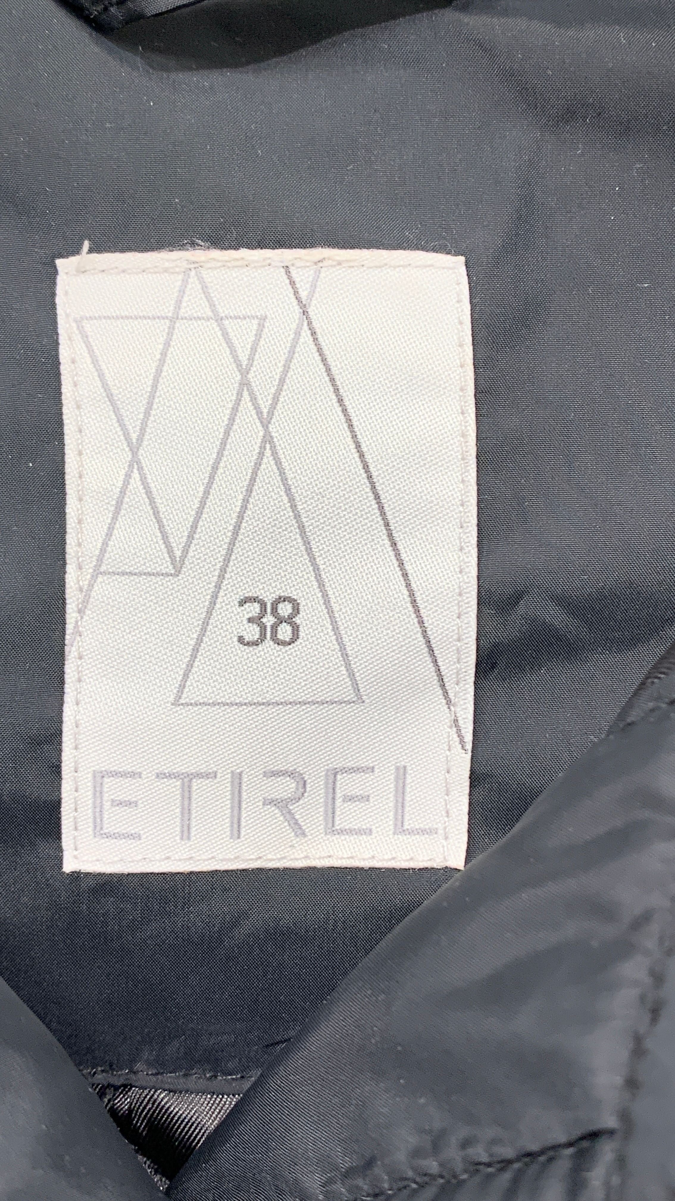 Etirel Jakke