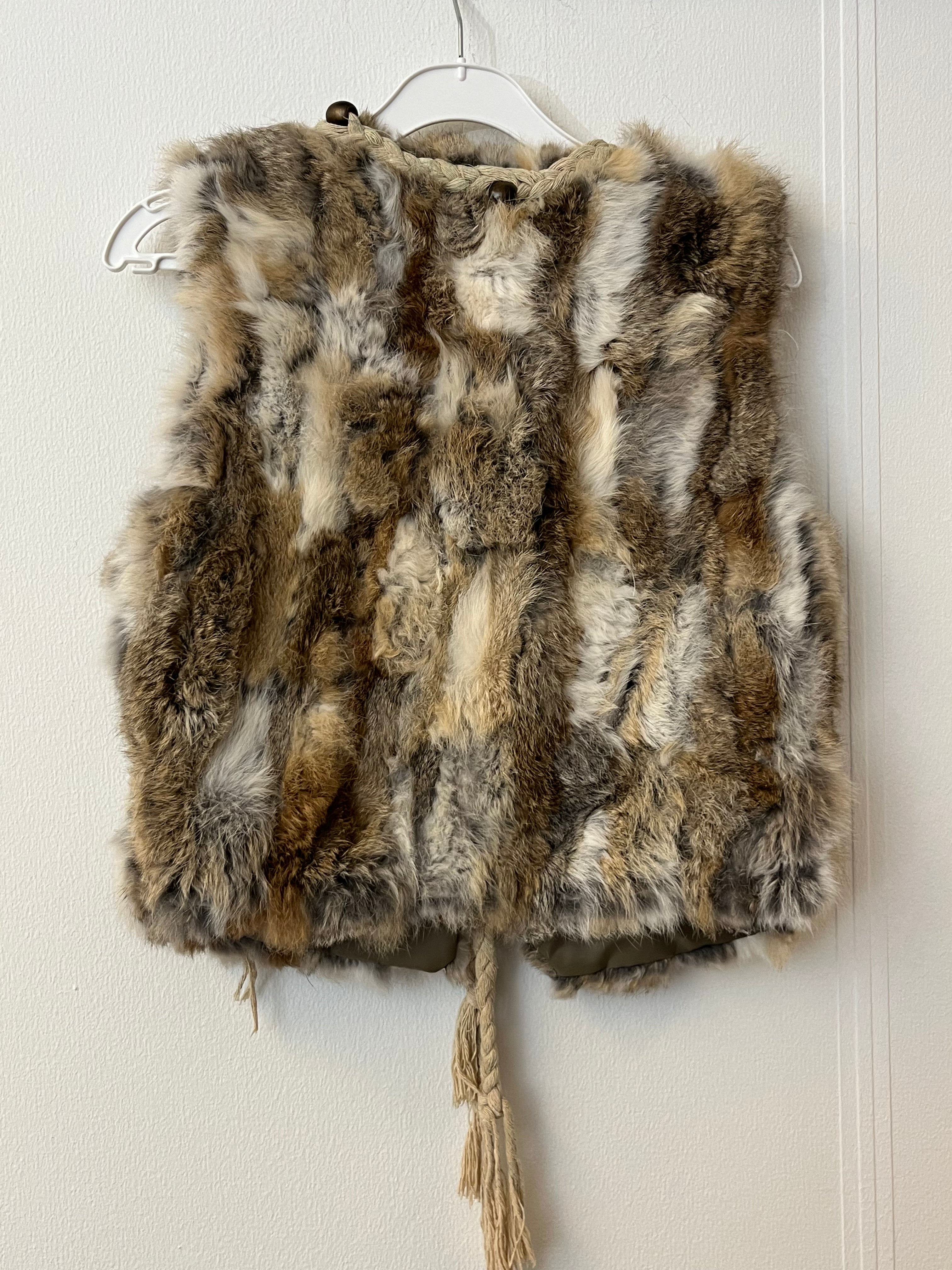 Caitlyn Pels Vest