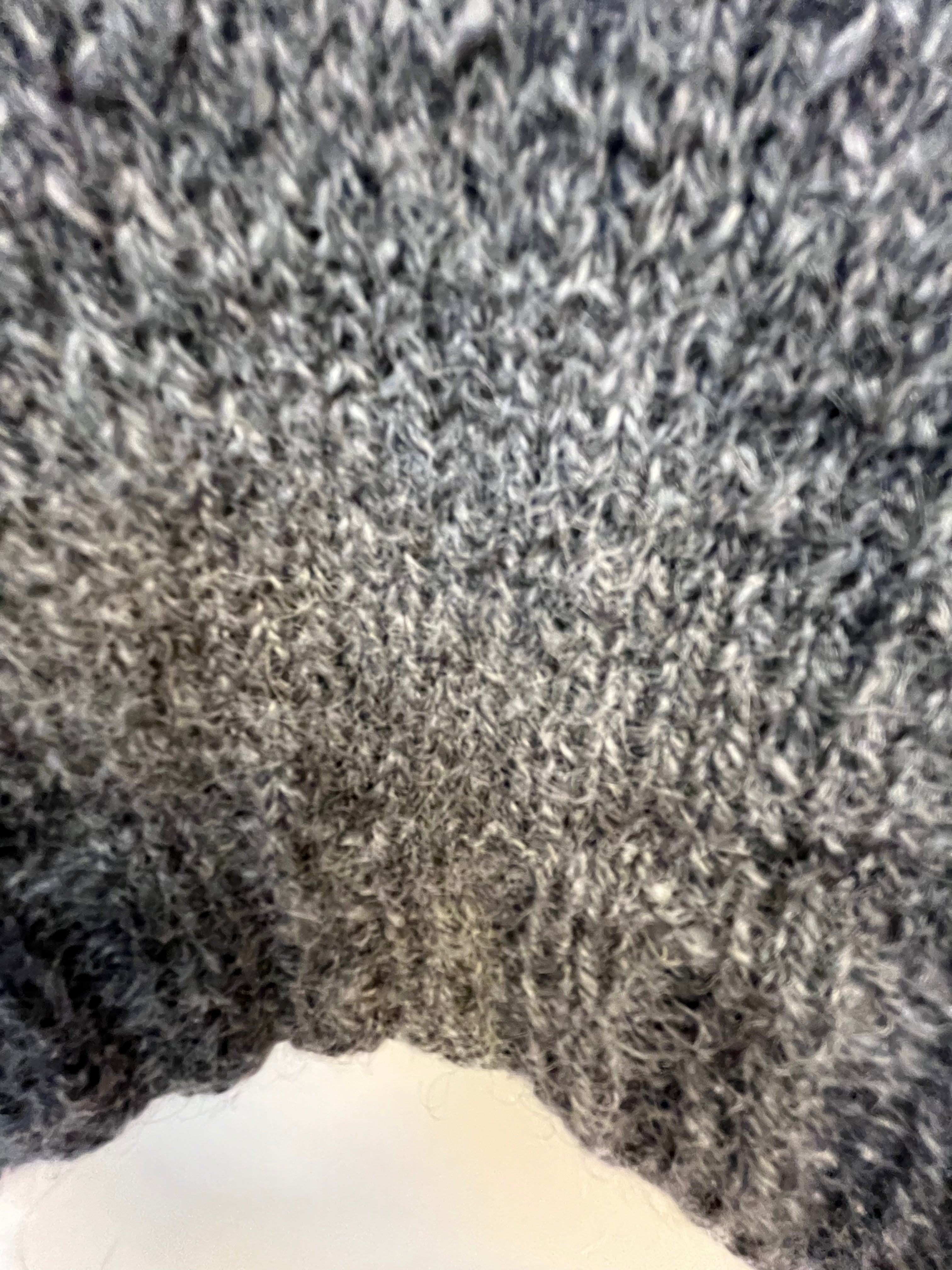 Hjemmestrikket sweater