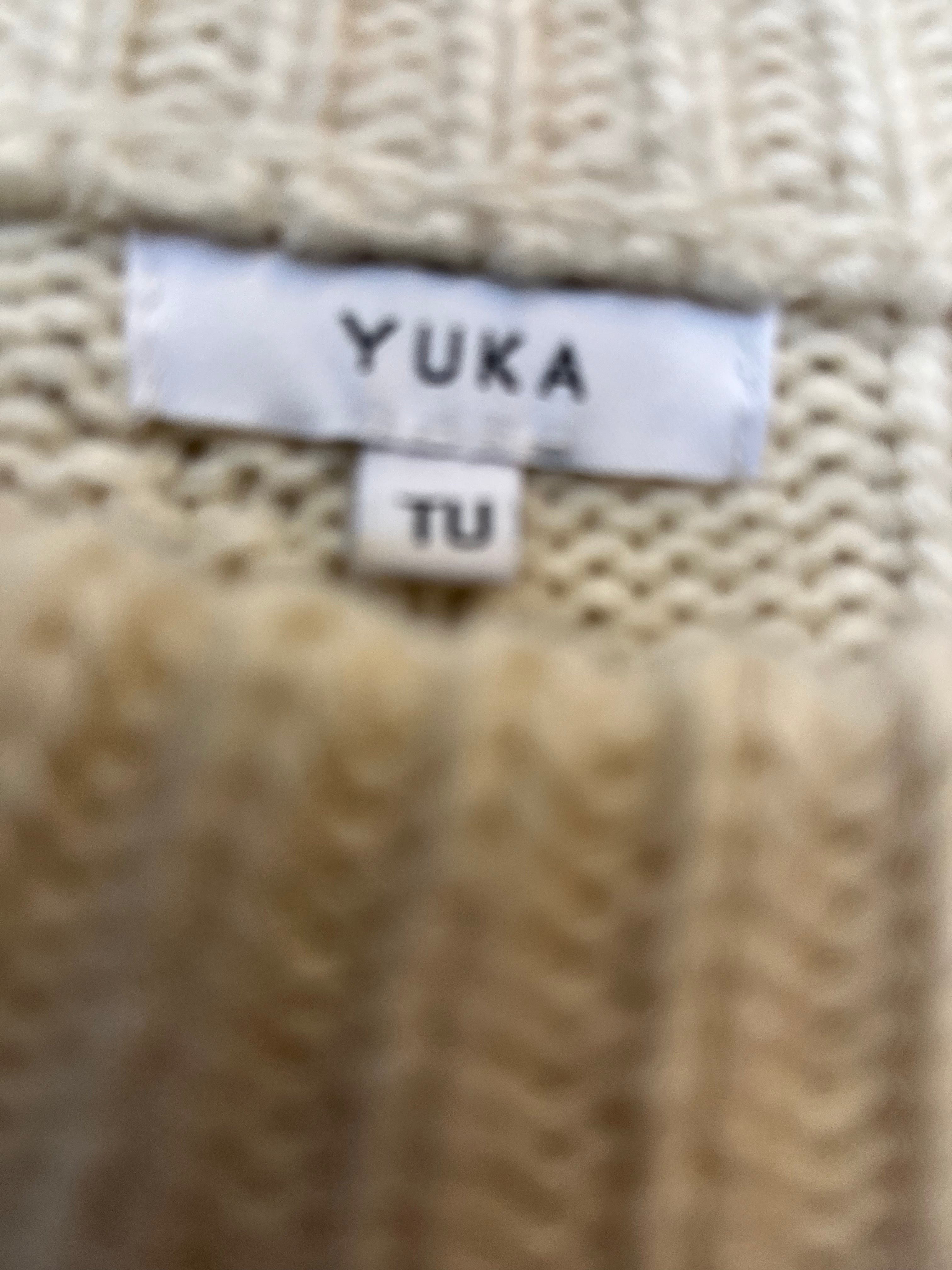 Yuka Strik Sweater
