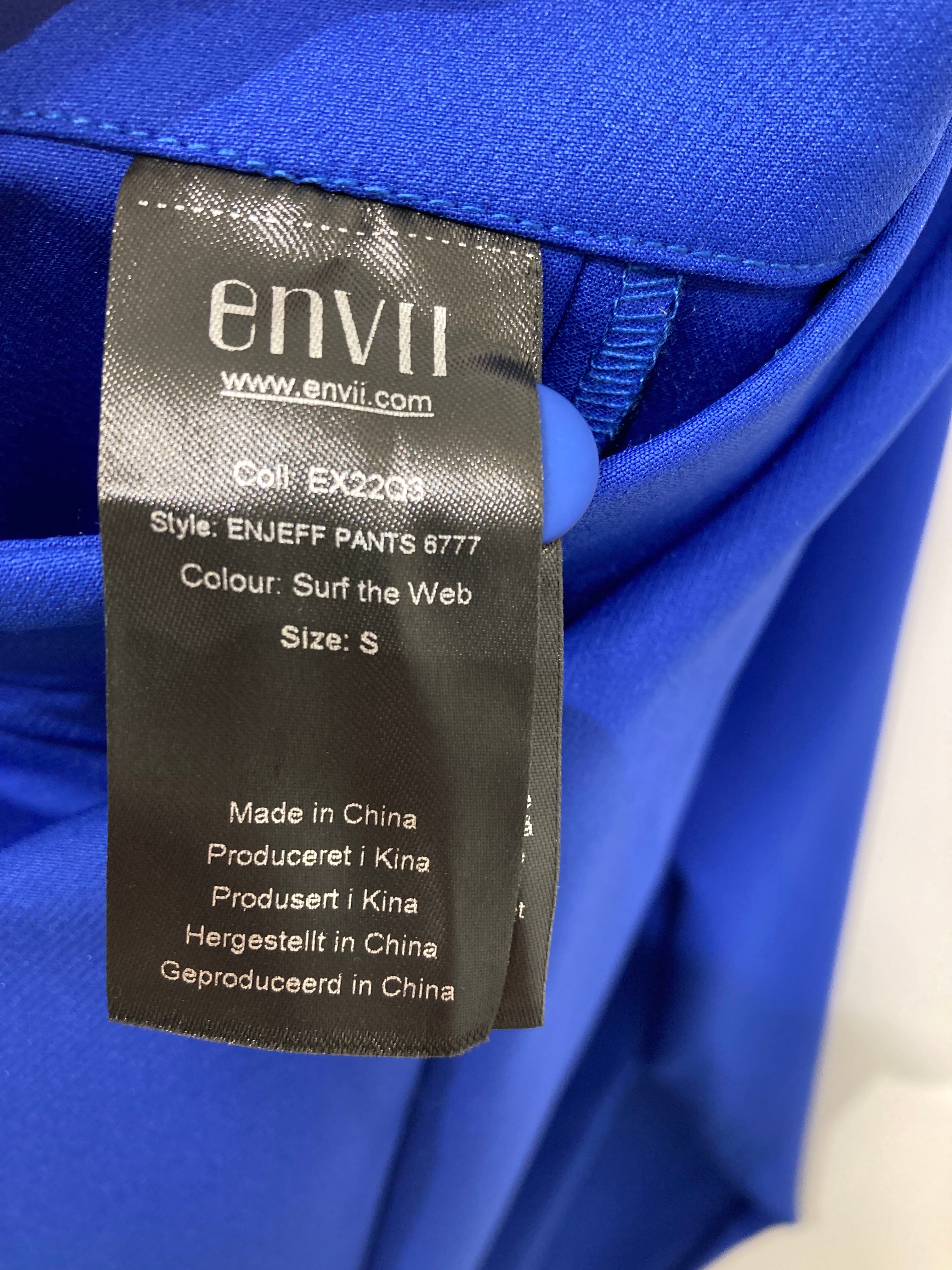 Envii Bukser
