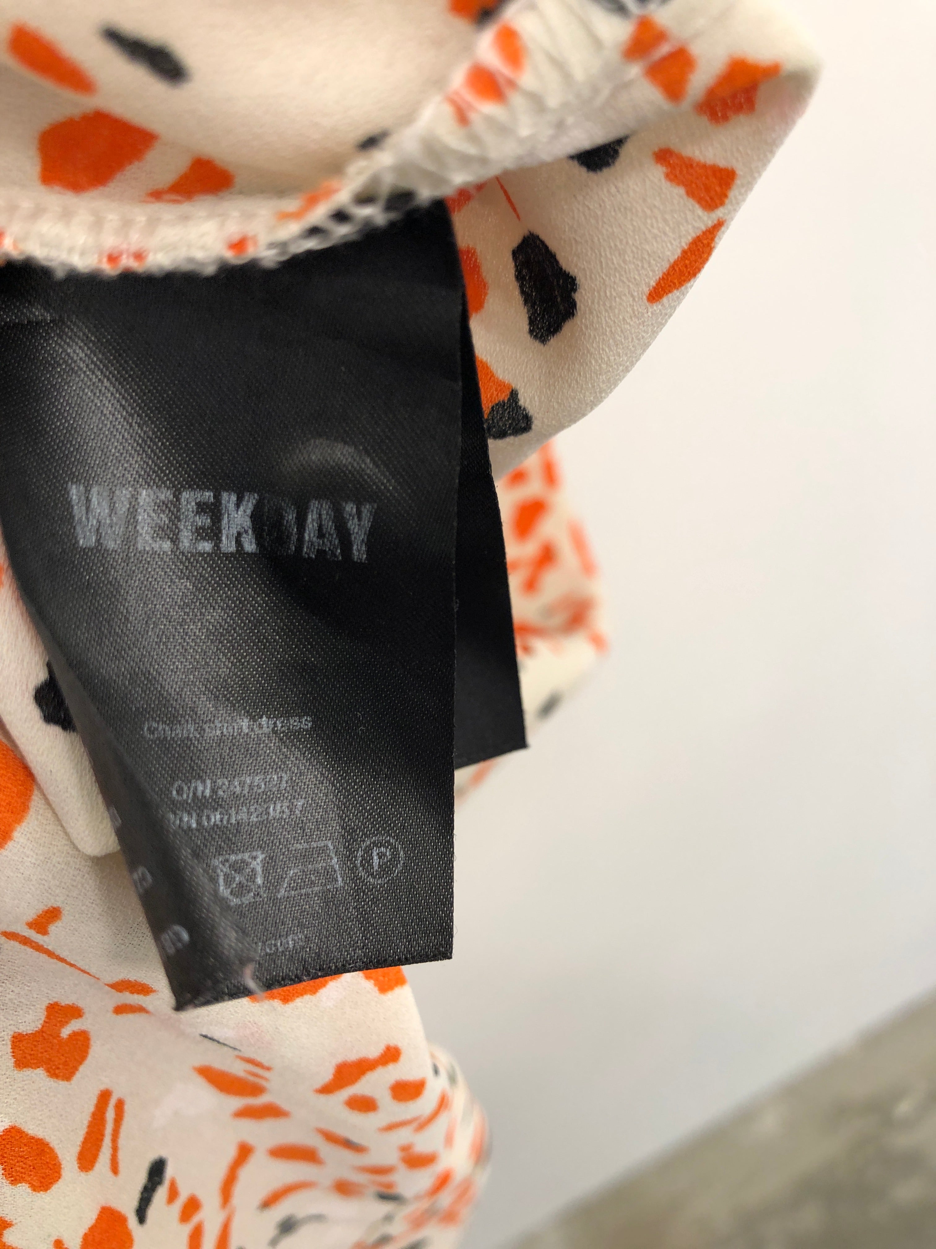 Weekday Kjole