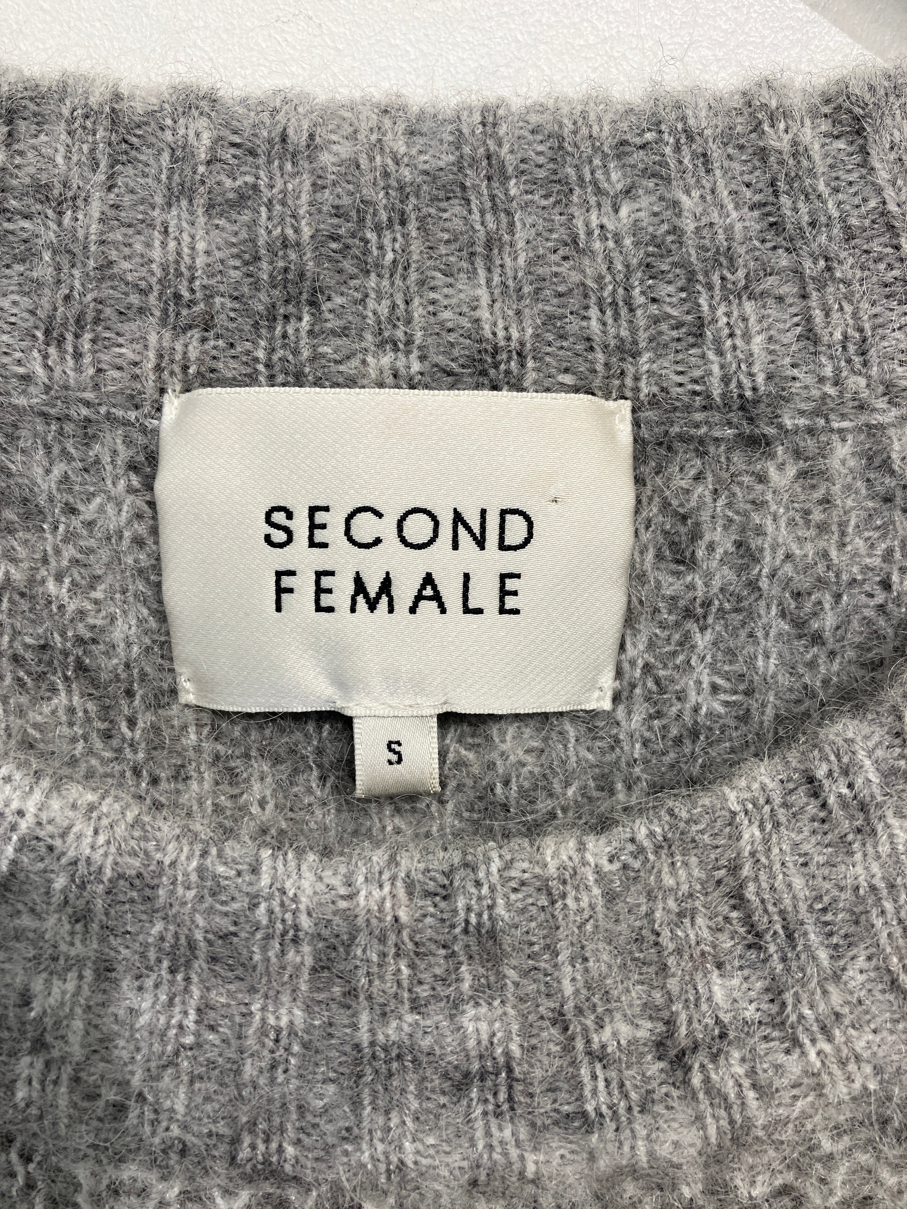 Second Female Bluse
