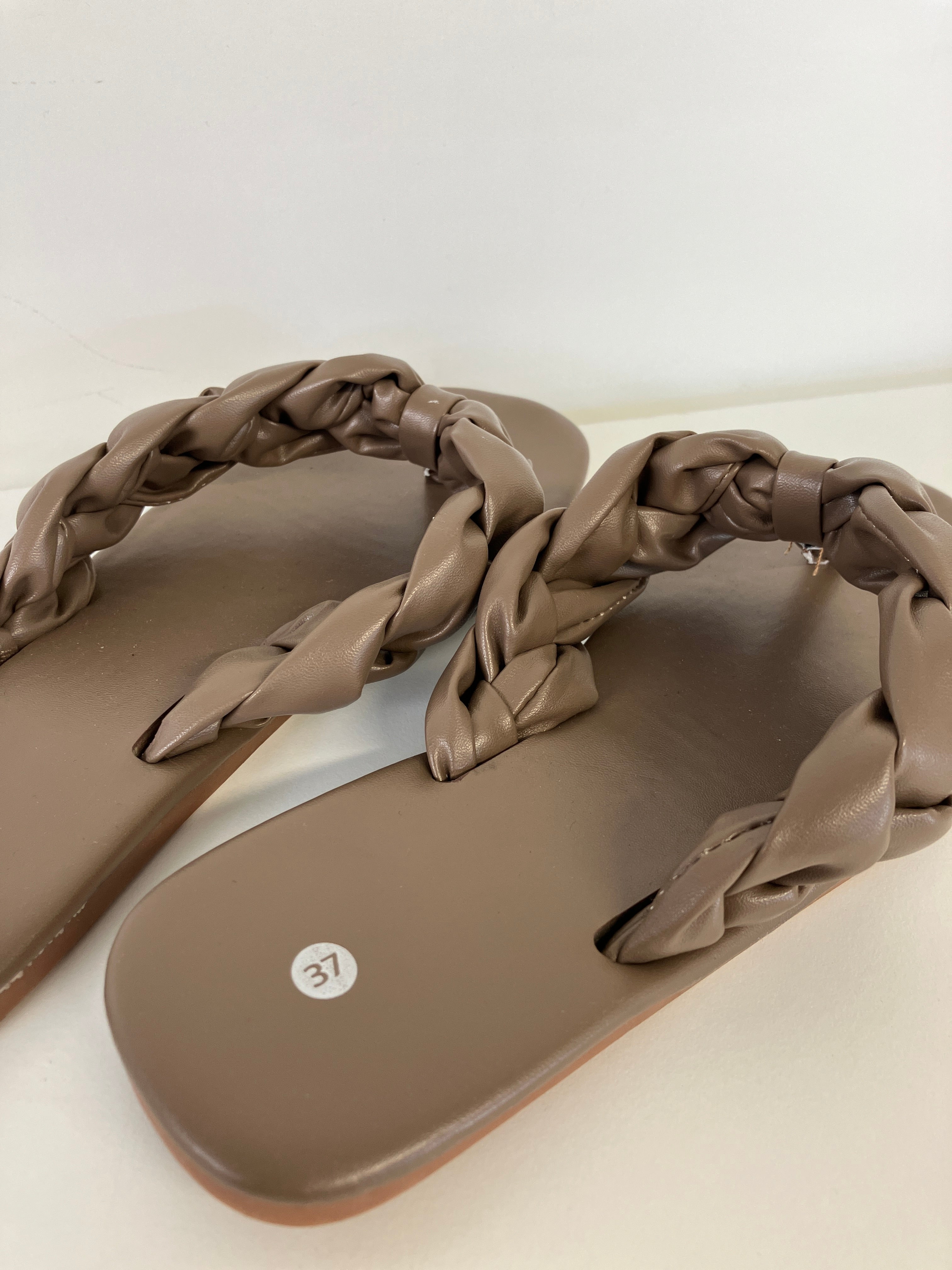 Sandaler 37
