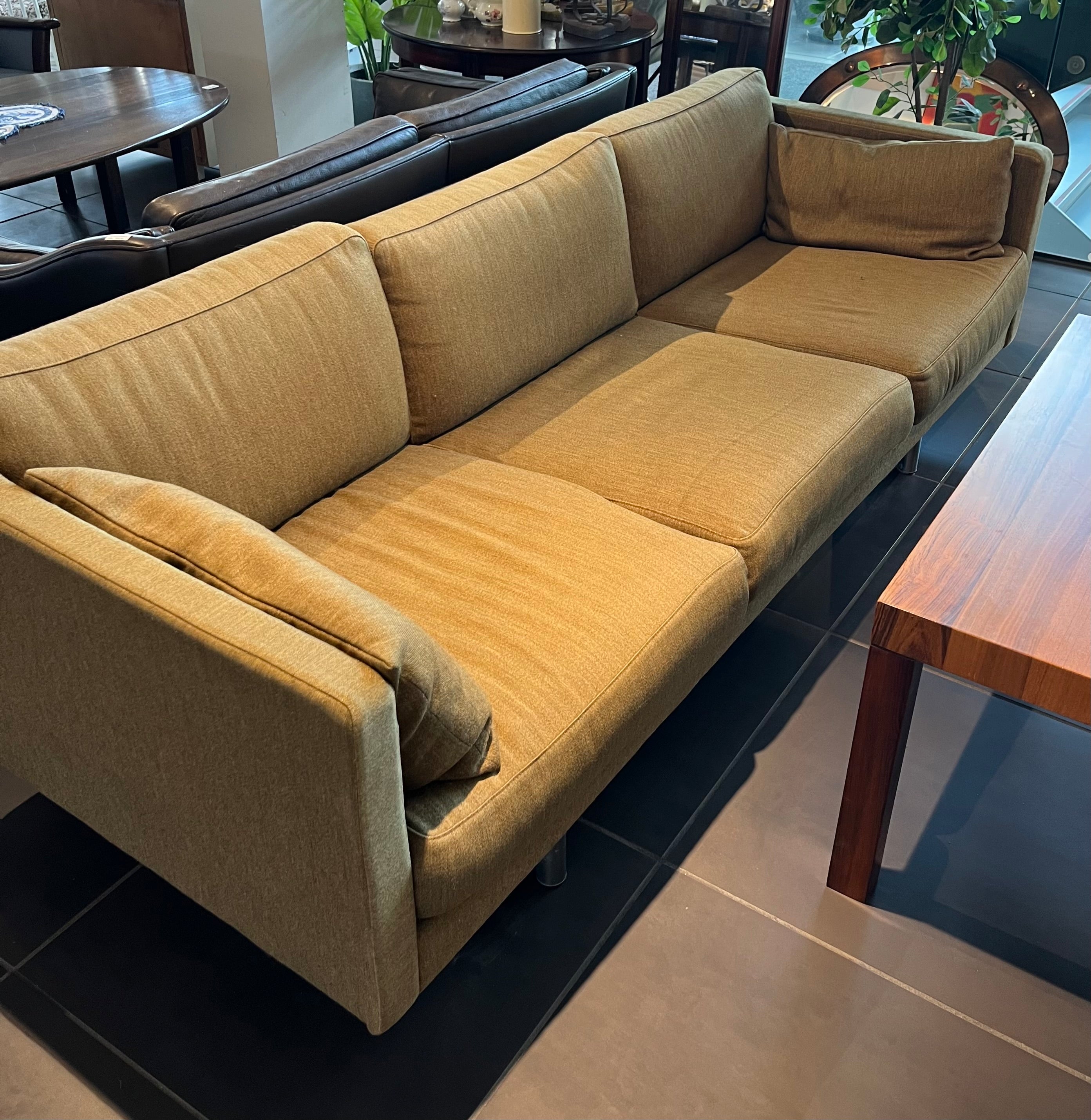 Olivengrøn Erik Jørgensen sofa 3 ps