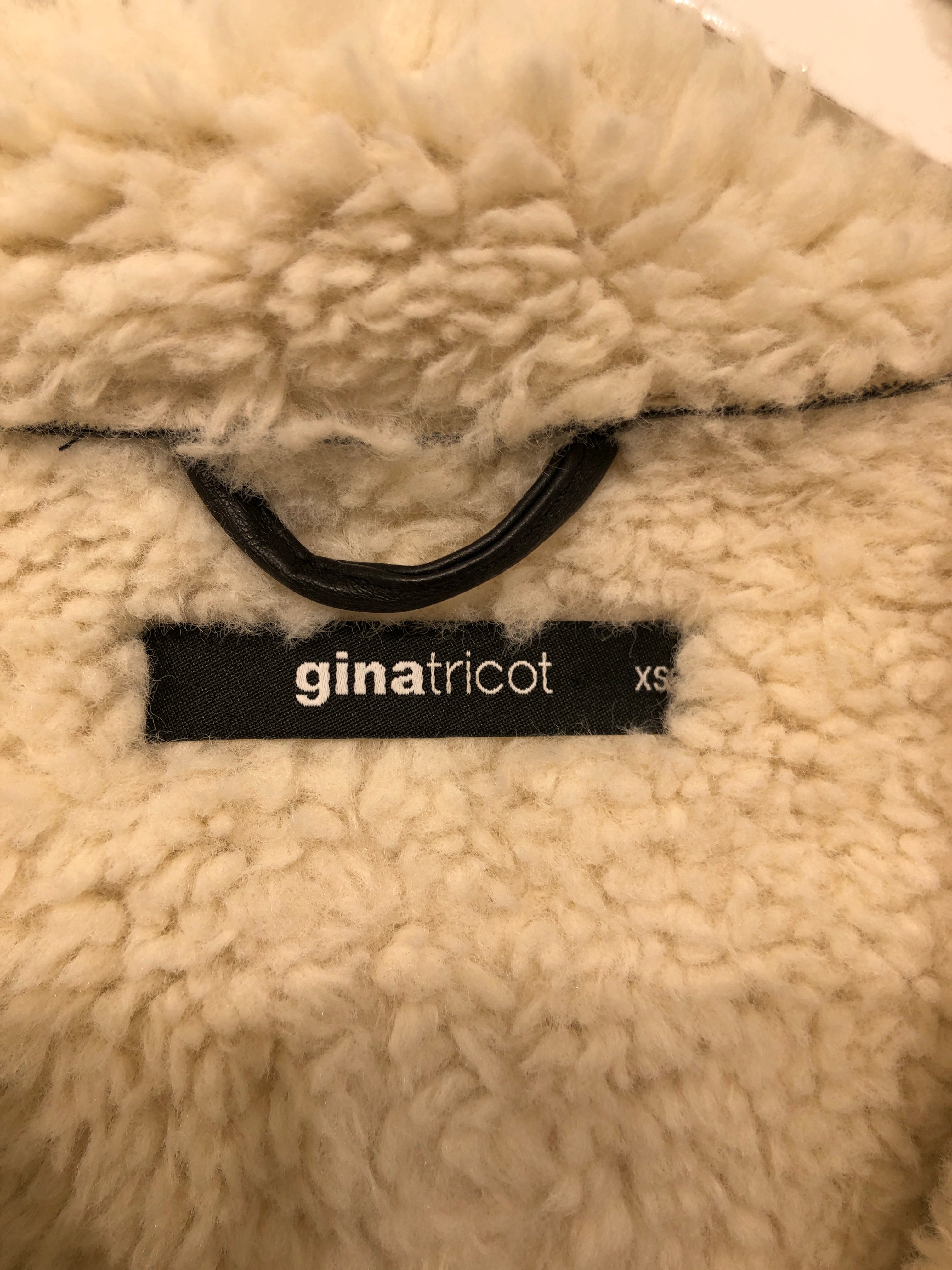 Gina Tricot Jakke