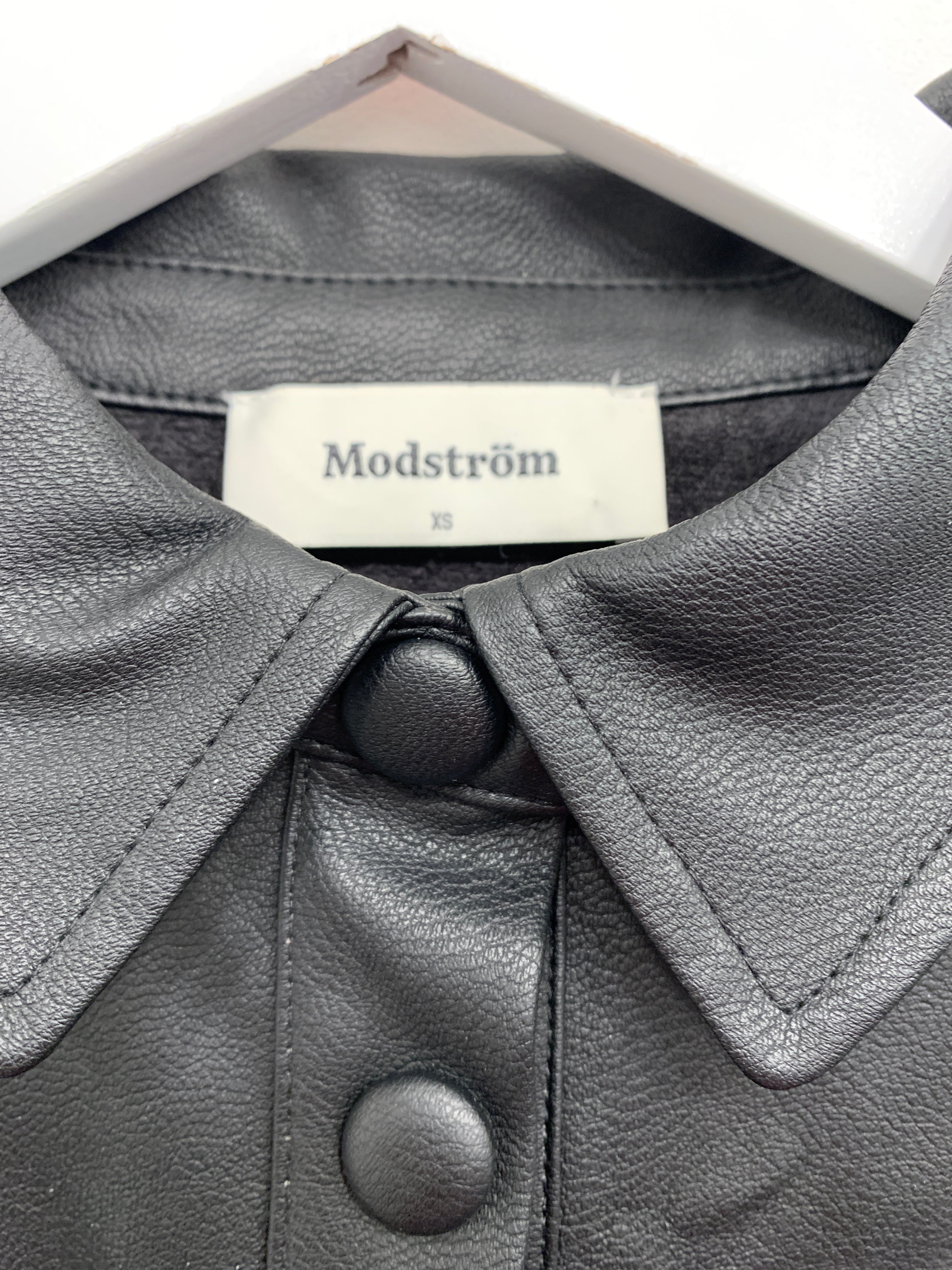 Modestrom Skjorte