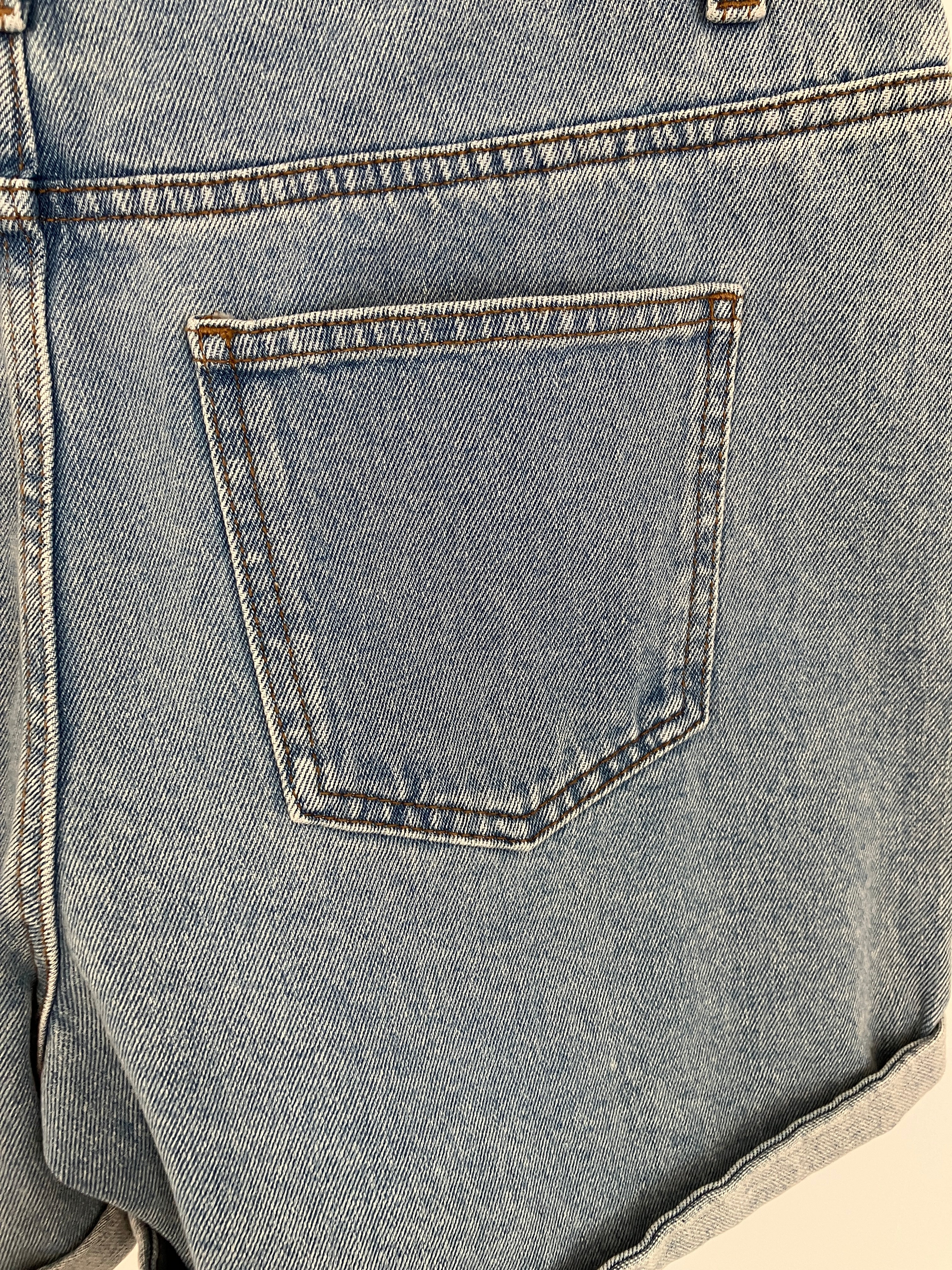 Noisy May Shorts