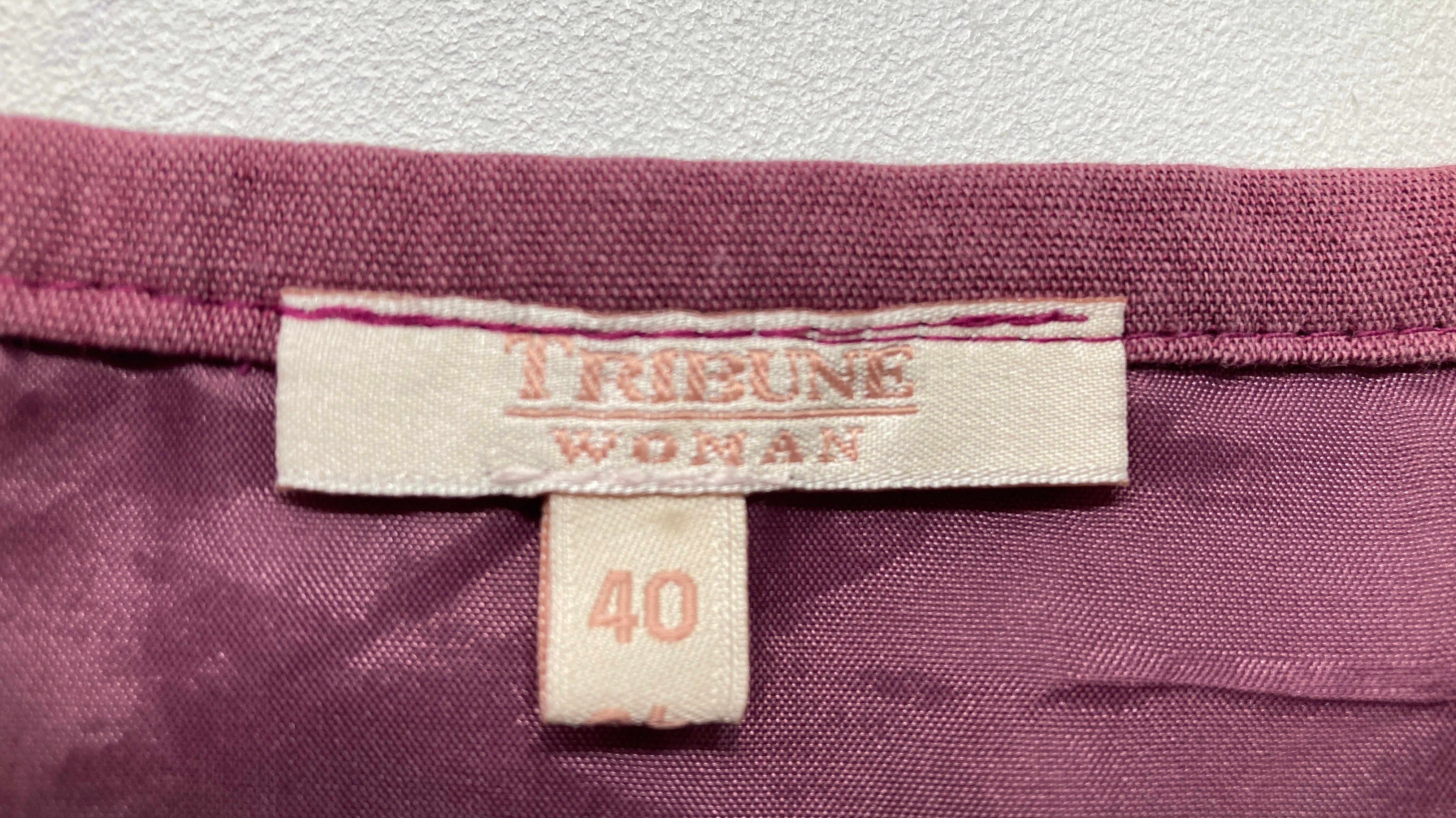 Tribune Nederdel