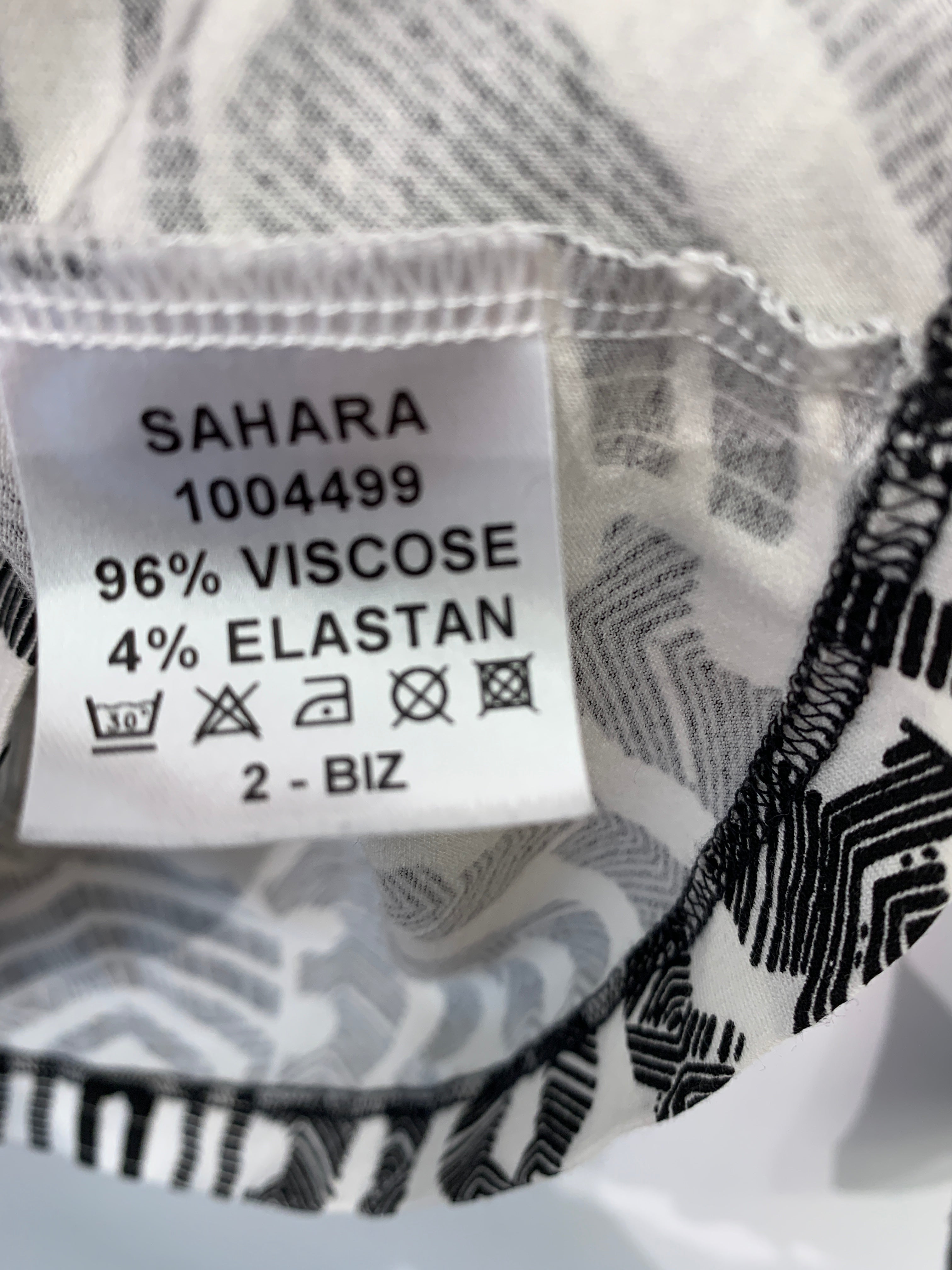 2-Biz Bluse