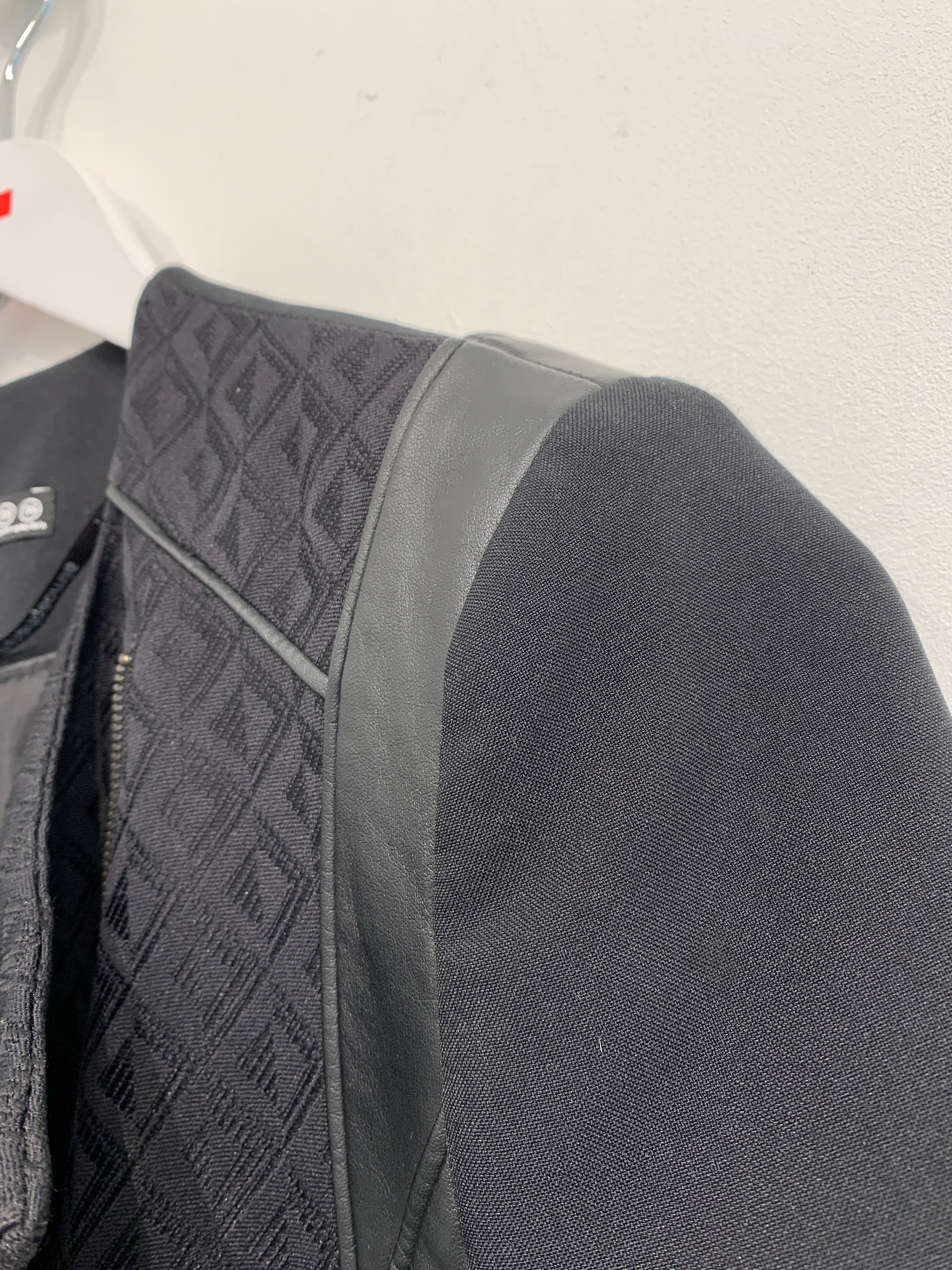 Atmosphere blazer