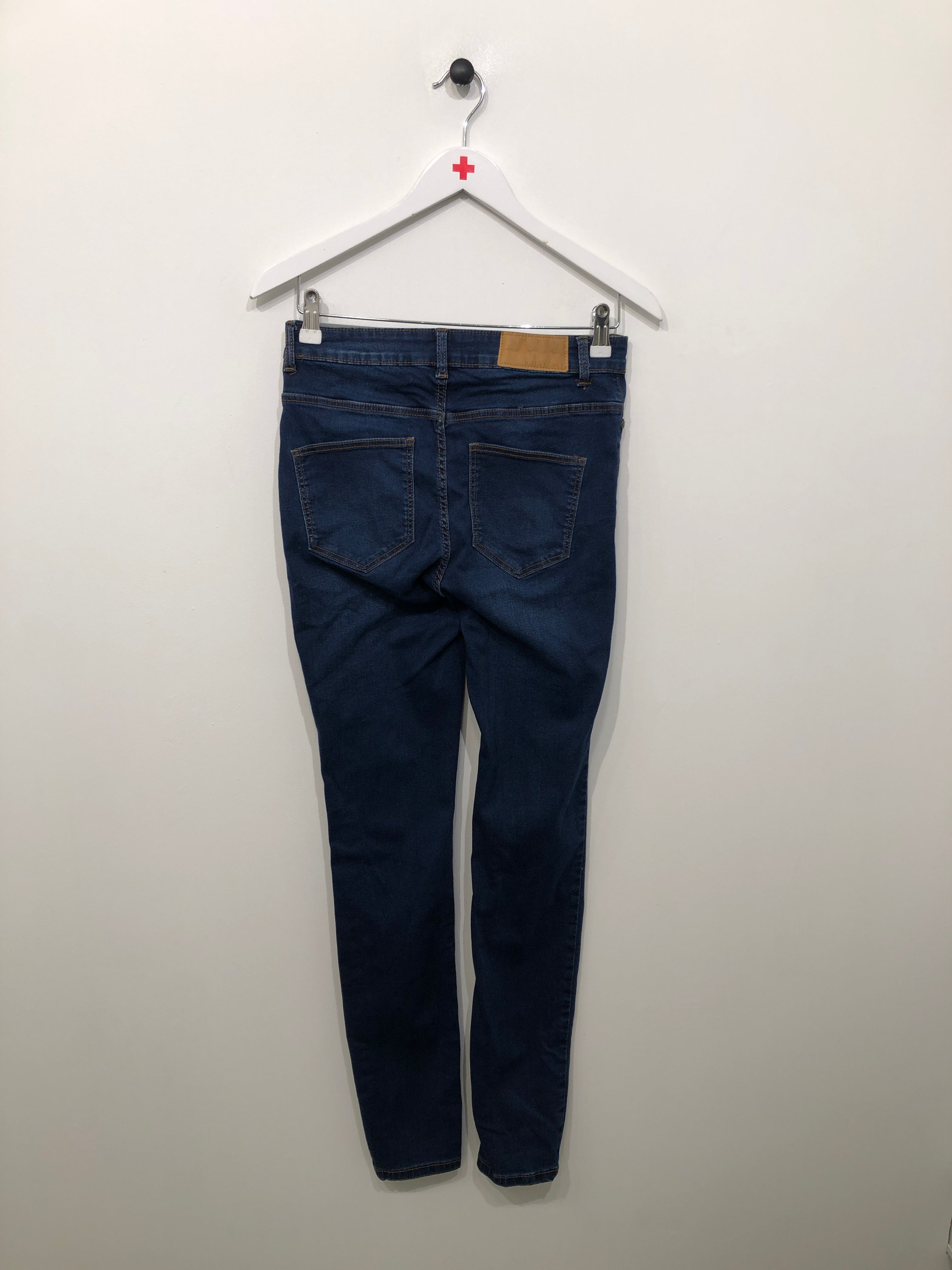 Noisy May Jeans